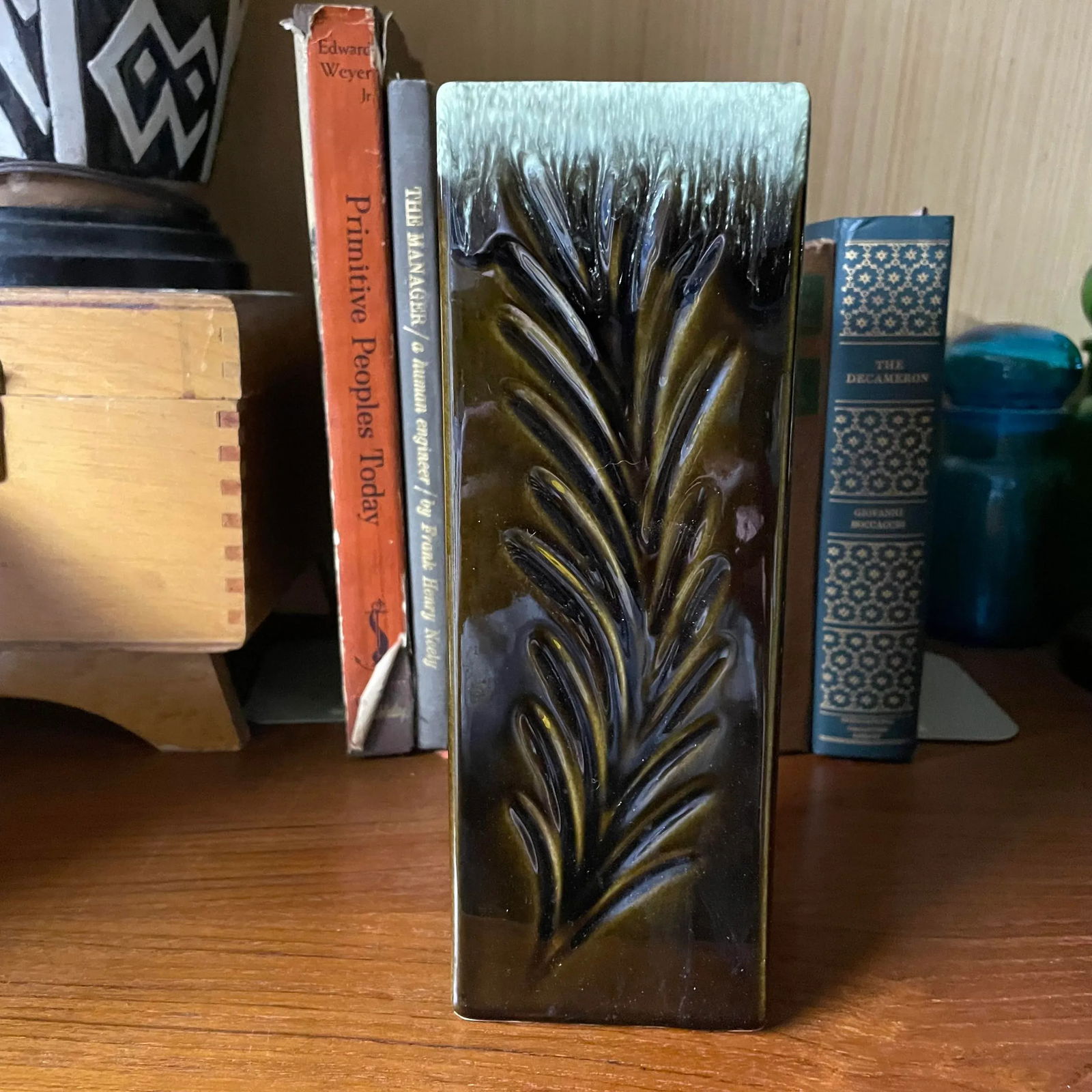 1970s Hull Tall Green Drip Glaze Vase - 3