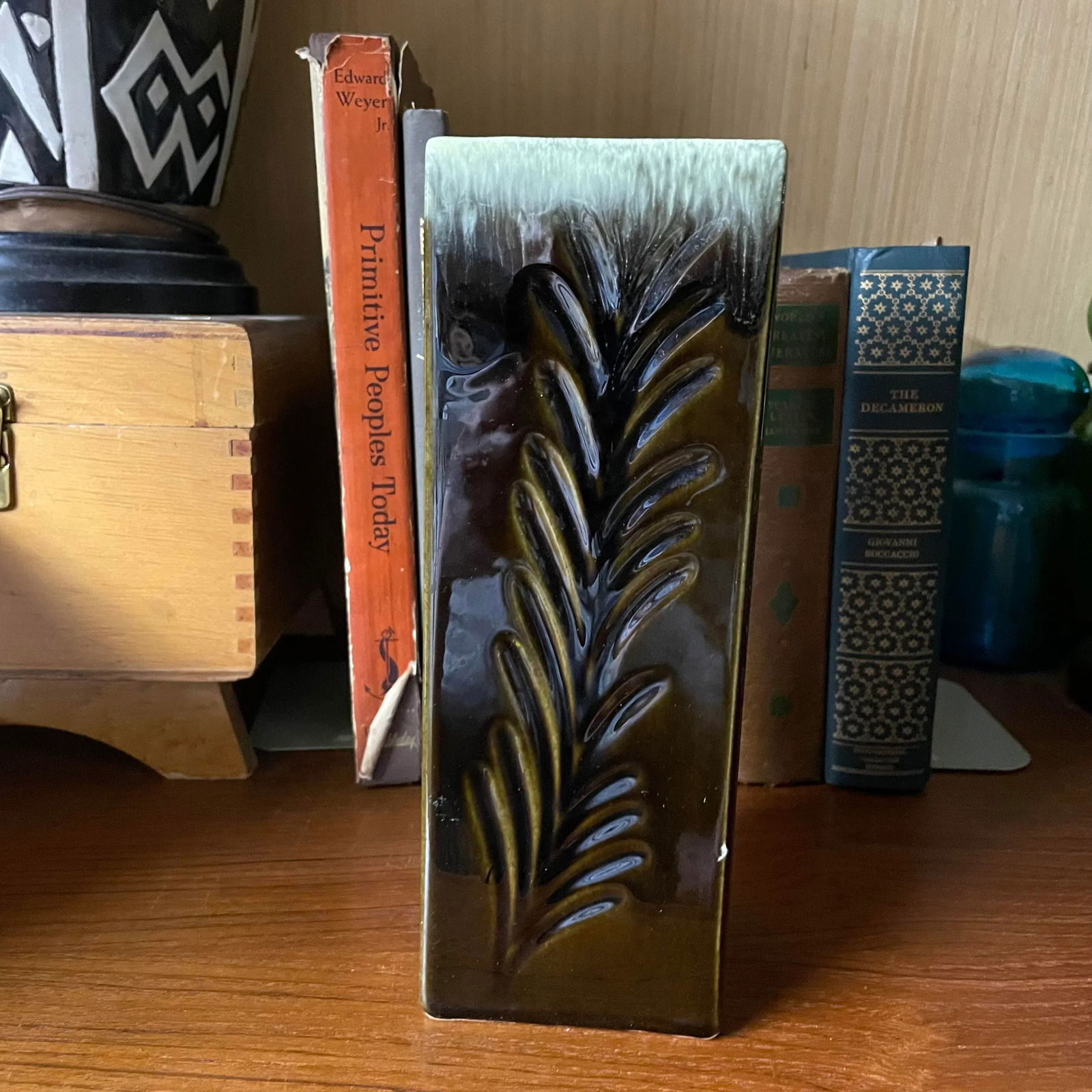 1970s Hull Tall Green Drip Glaze Vase - 4