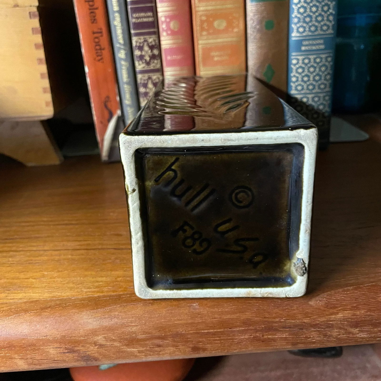 1970s Hull Tall Green Drip Glaze Vase - 6