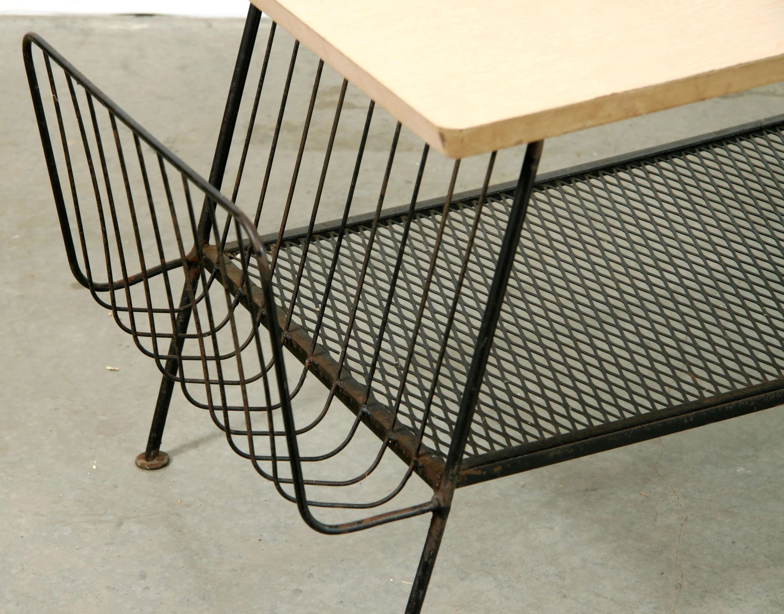 Mid Century Modern Wrought Iron Coffee Table W/ Magazine Racks in the Manner of Paul McCobb - 4