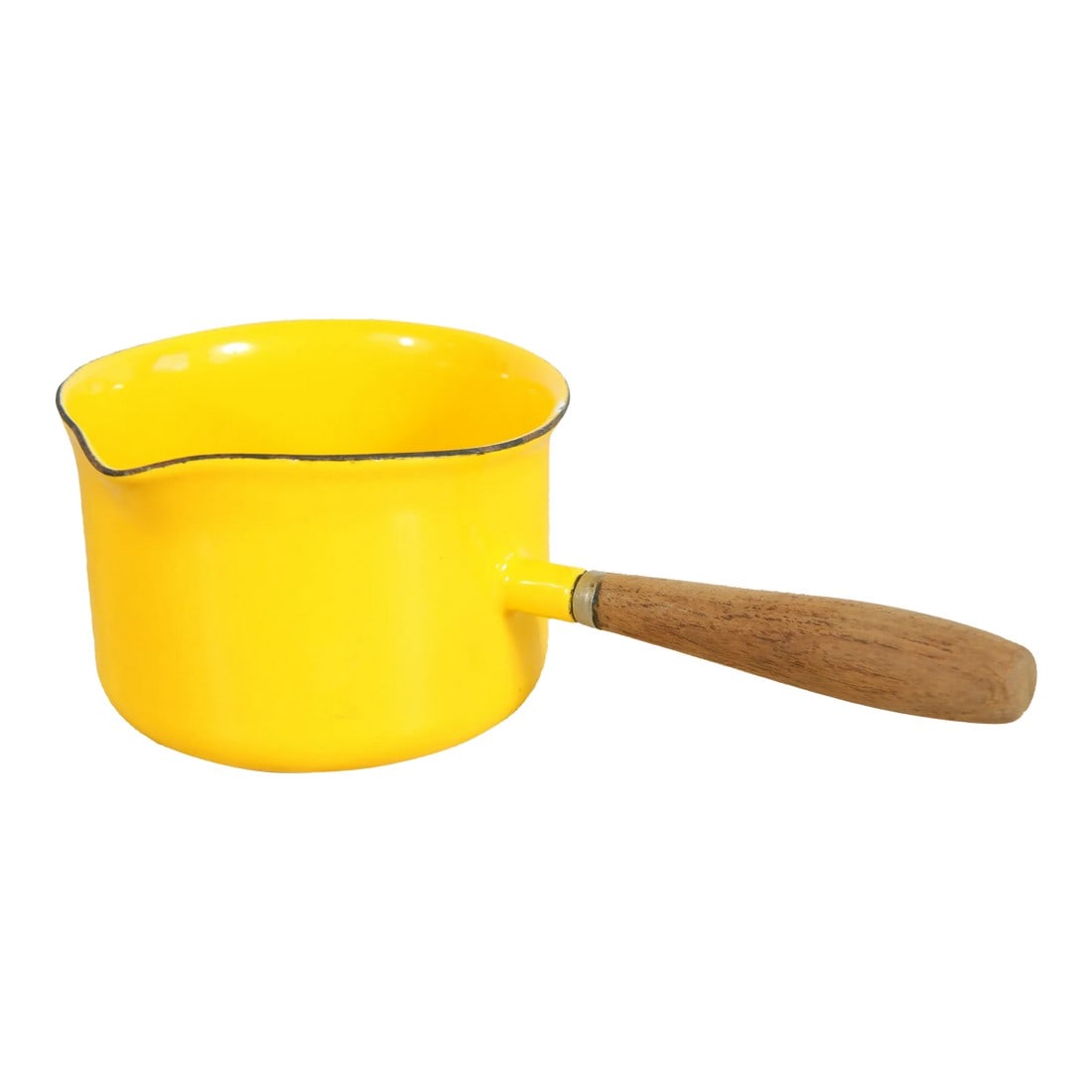Mid Century Modern Yellow Enamel & Walnut Sauce Pan: Vintage mid century modern yellow enamel sauce warming pan by Graham Kerr, c.1970's! Great color and style, would make a great functional kitchen accessory for a mid century home. It measures 9