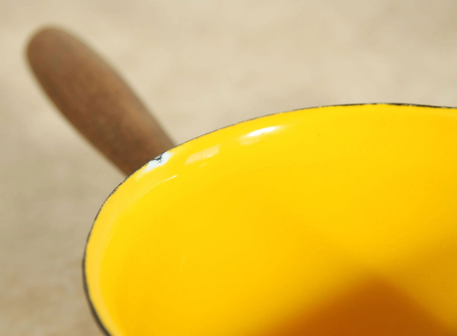 Mid Century Modern Yellow Enamel & Walnut Sauce Pan - 5
