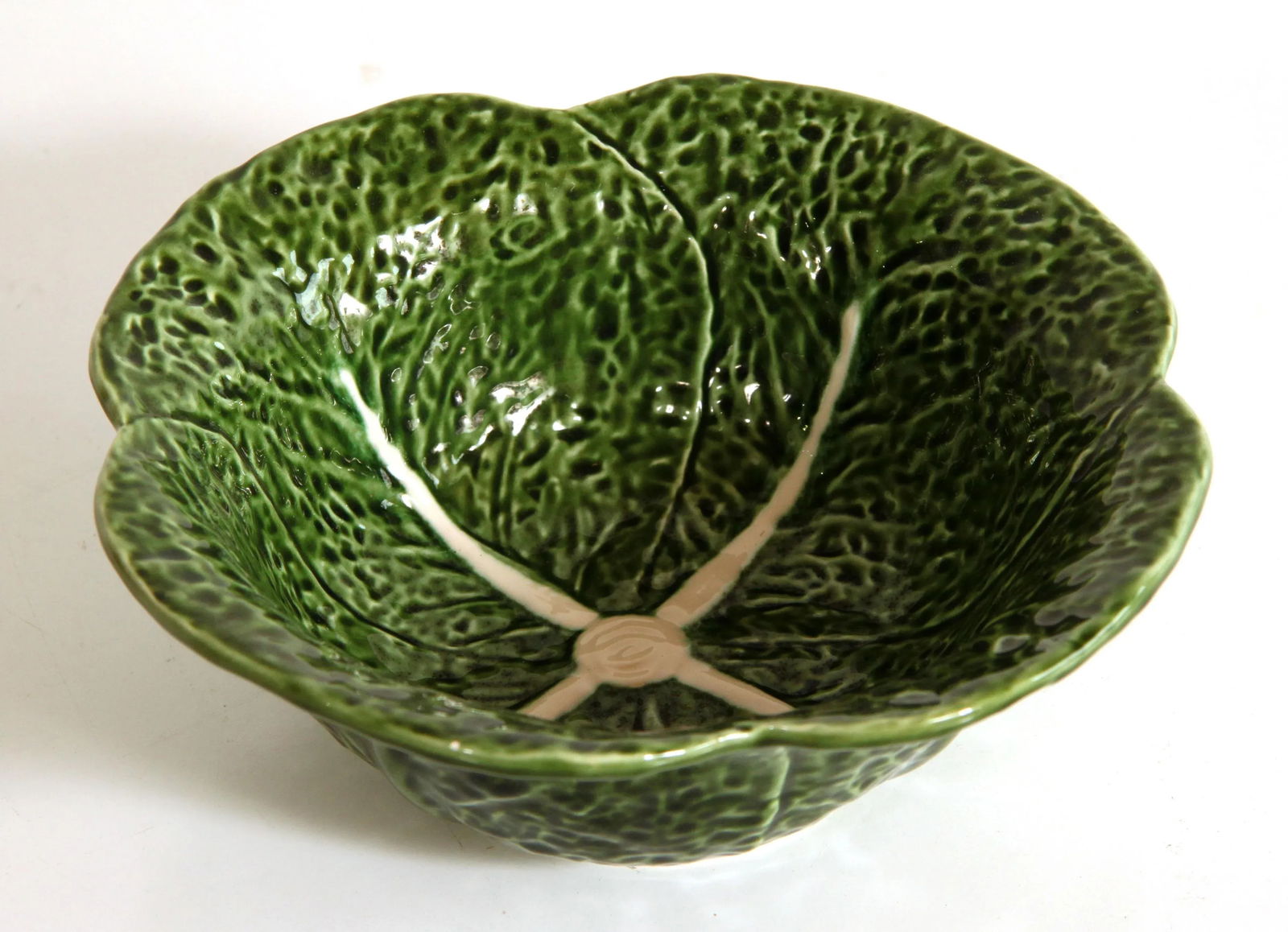 Vintage Trompe l'Oeil Cabbage Leaf Serving Bowl From Portugal Aka Cabbageware - 9