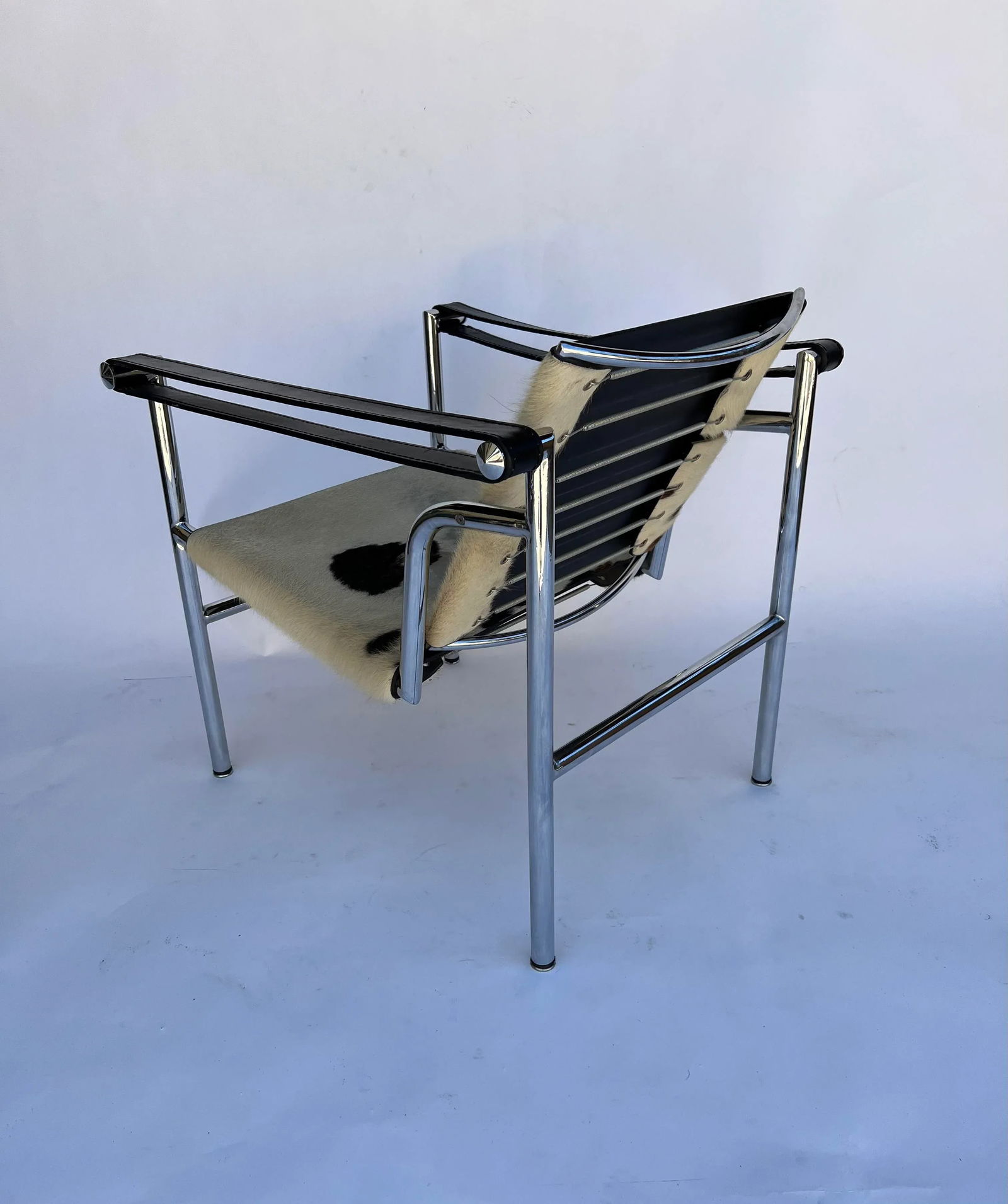 1970s Vintage Lc 1 Basculante Attribute to Le Corbusier - 2 - 3
