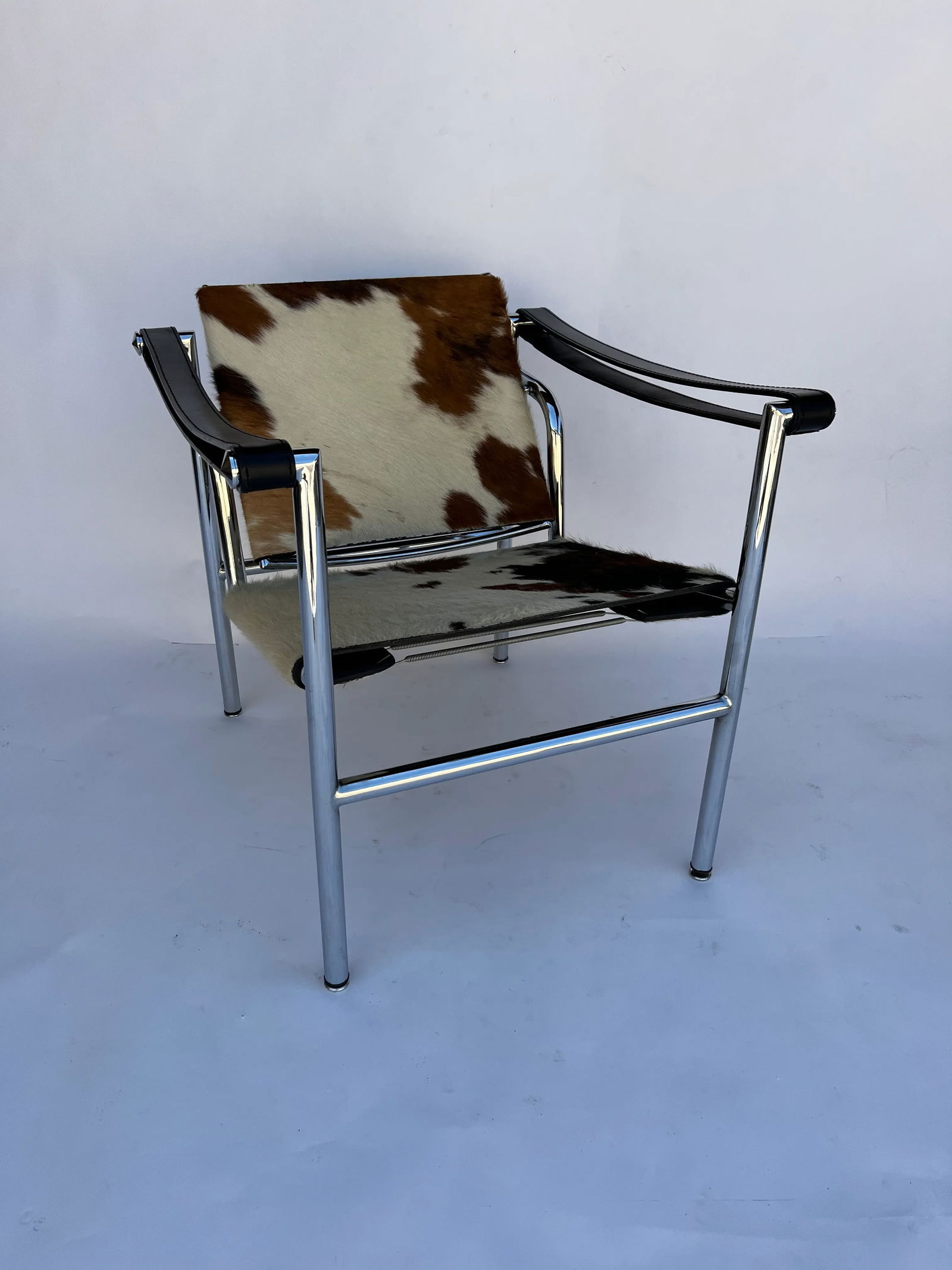 1970s Vintage Lc 1 Basculante Attribute to Le Corbusier - 2 - 8