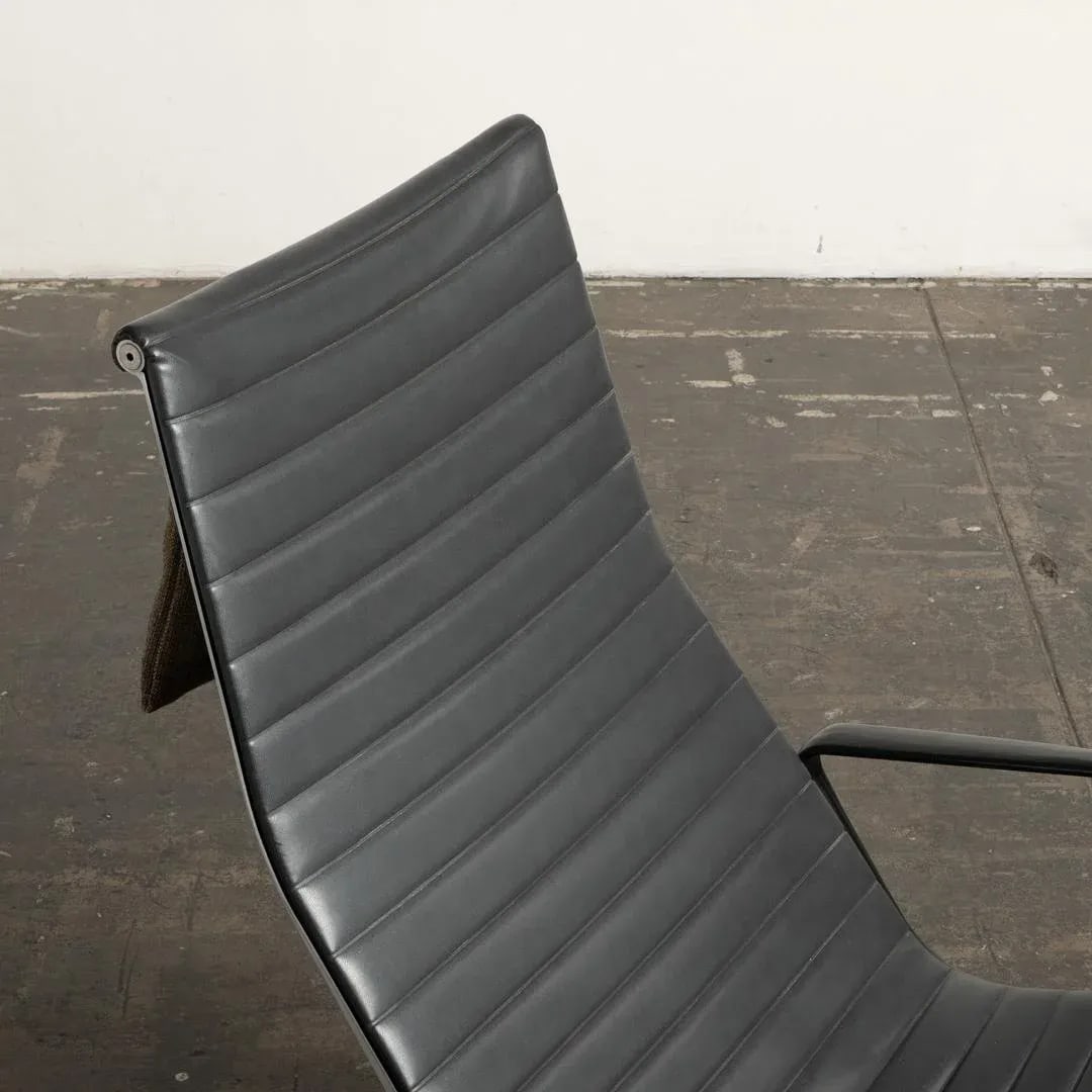 1959 Eames Herman Miller 1st Generation Aluminum Group Lounge Chair - 9