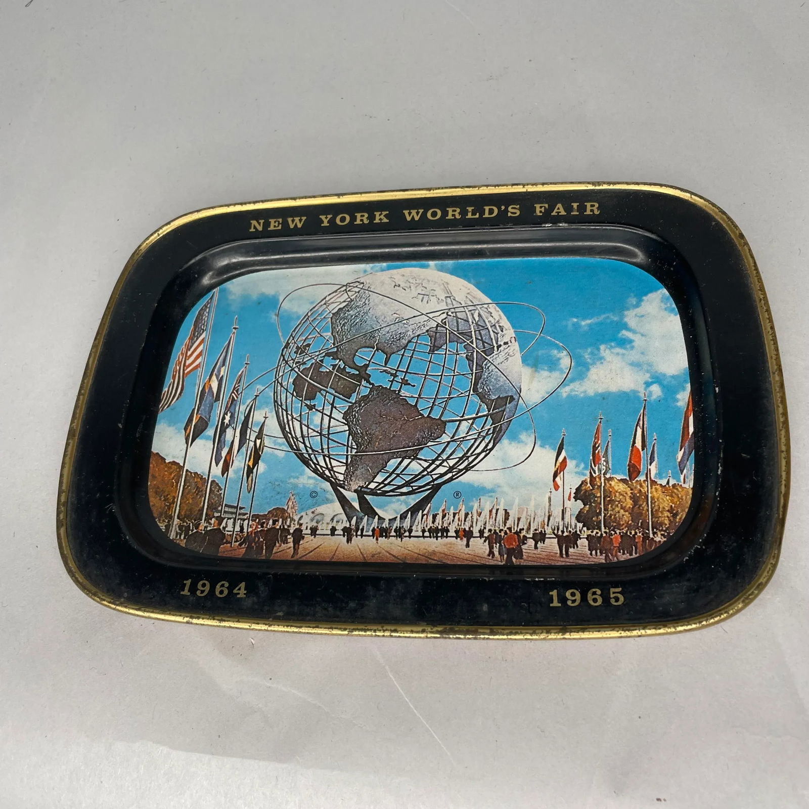 1960's New York World's Fair Small Tin Tray - 4