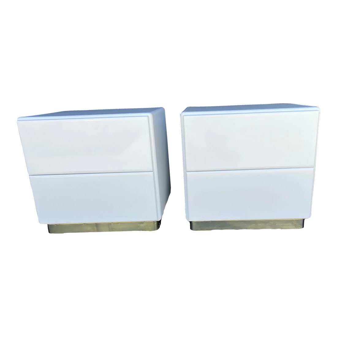 1980s Steve Chase Style Nightstand in White Lacquer and Brass Trim Base - a Pair: Pair of nightstand in white lacquer with brass trim's the style of Steve Chase, 1980's Condition: Alterations: Restored Imperfections: Some Imperfections Condition Notes: Minor imperfections in the
