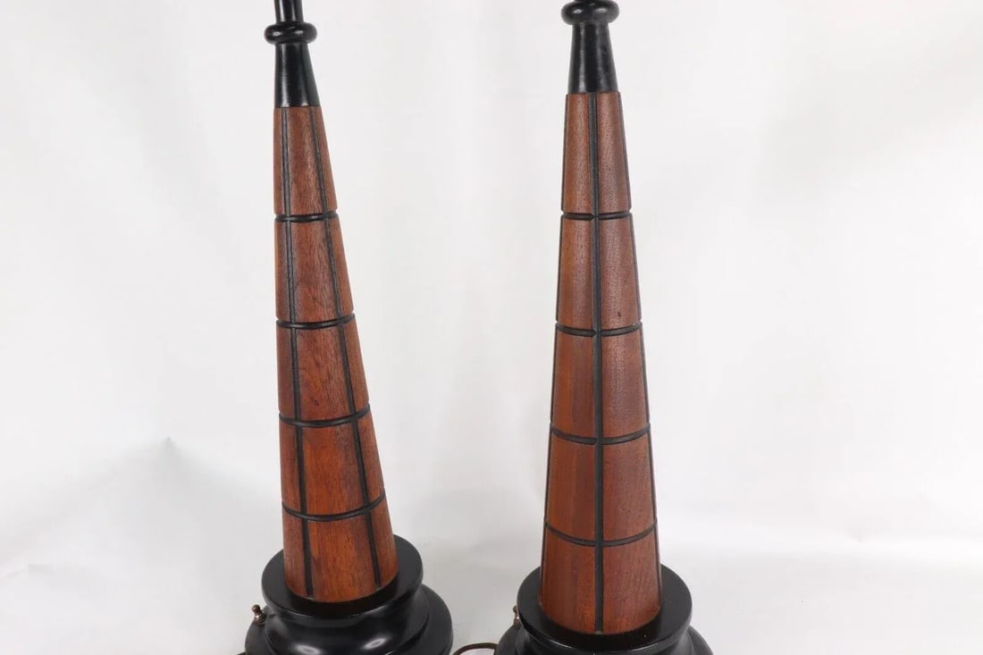 Vintage 1960s Mid-Century Modern Gruvwood Walnut Wood Metal Table Lamps - a Pair - 7