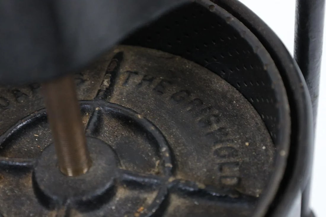 Antique 1910s Griswold No 1 Fruit & Lard Press Cast Iron Table Lamp Light Farmhouse - 6