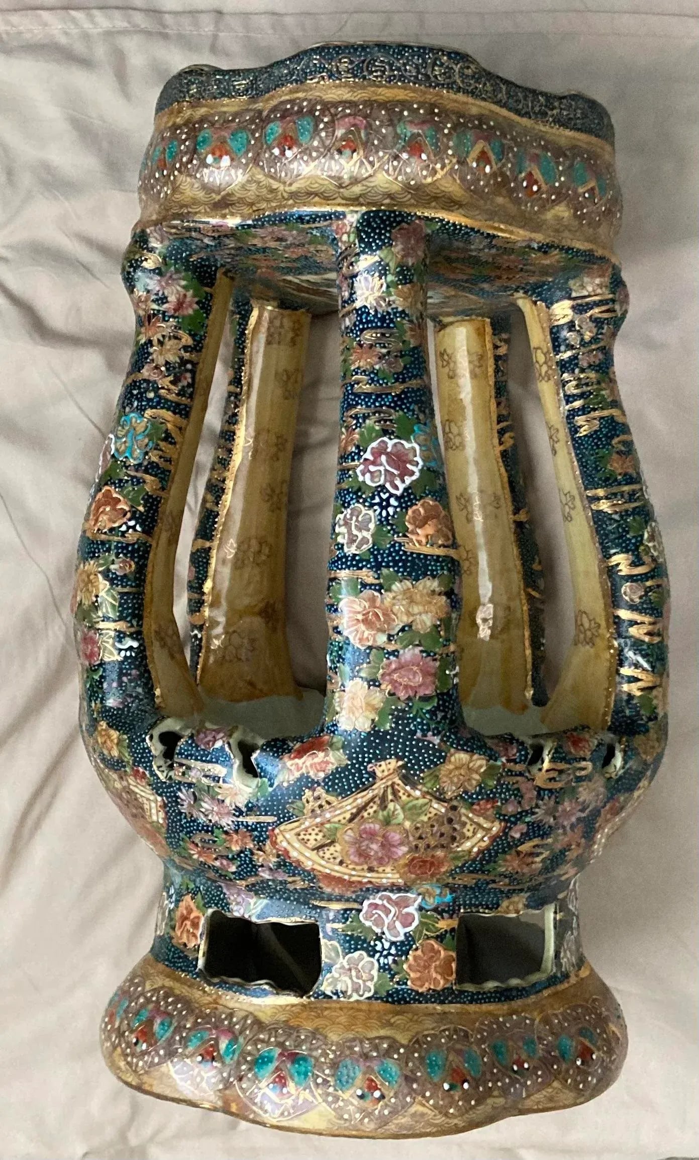 20th Century Japanese Satsuma Hand-Painted Accent Table or Garden Seat - 9