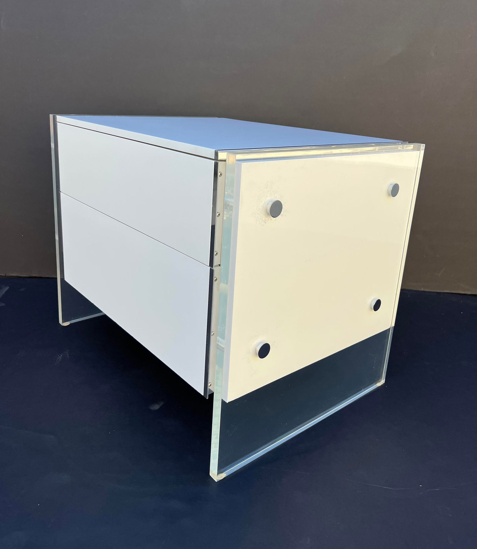 Glenn of California Nightstands - a Pair - 3