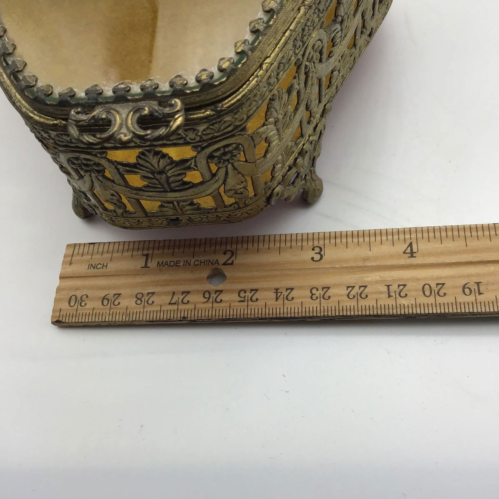 Hollywood Regency Jewelry Box 1950s Ormolu Filigree Box Glass Lid Brass Color Footed Trinket Jewelry - 12