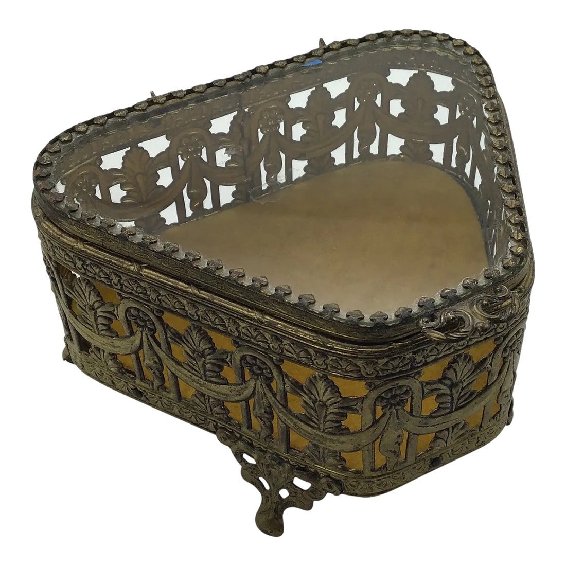Hollywood Regency Jewelry Box 1950s Ormolu Filigree Box Glass Lid Brass Color Footed Trinket Jewelry: Vintage Brass Ormolu Filigree Footed Jewelry Box Hollywood Regency Features glass attached lid Fabric liner padding in a gold color The filigree work includes draping and acanthus leaves Great