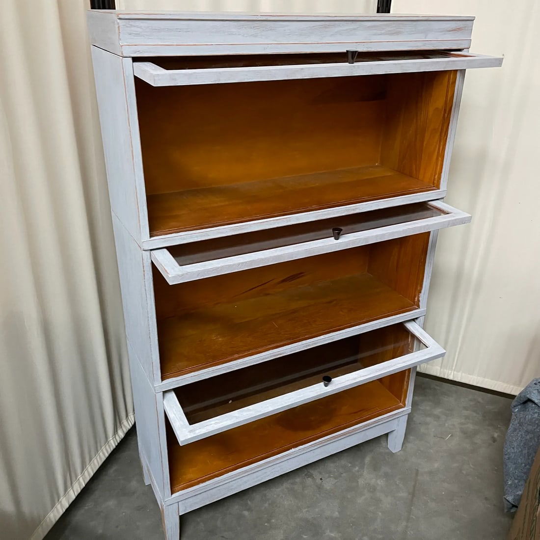 Early 20th Century Globe Wernicke Blue Barrister Bookcase- 5 Pieces - 2