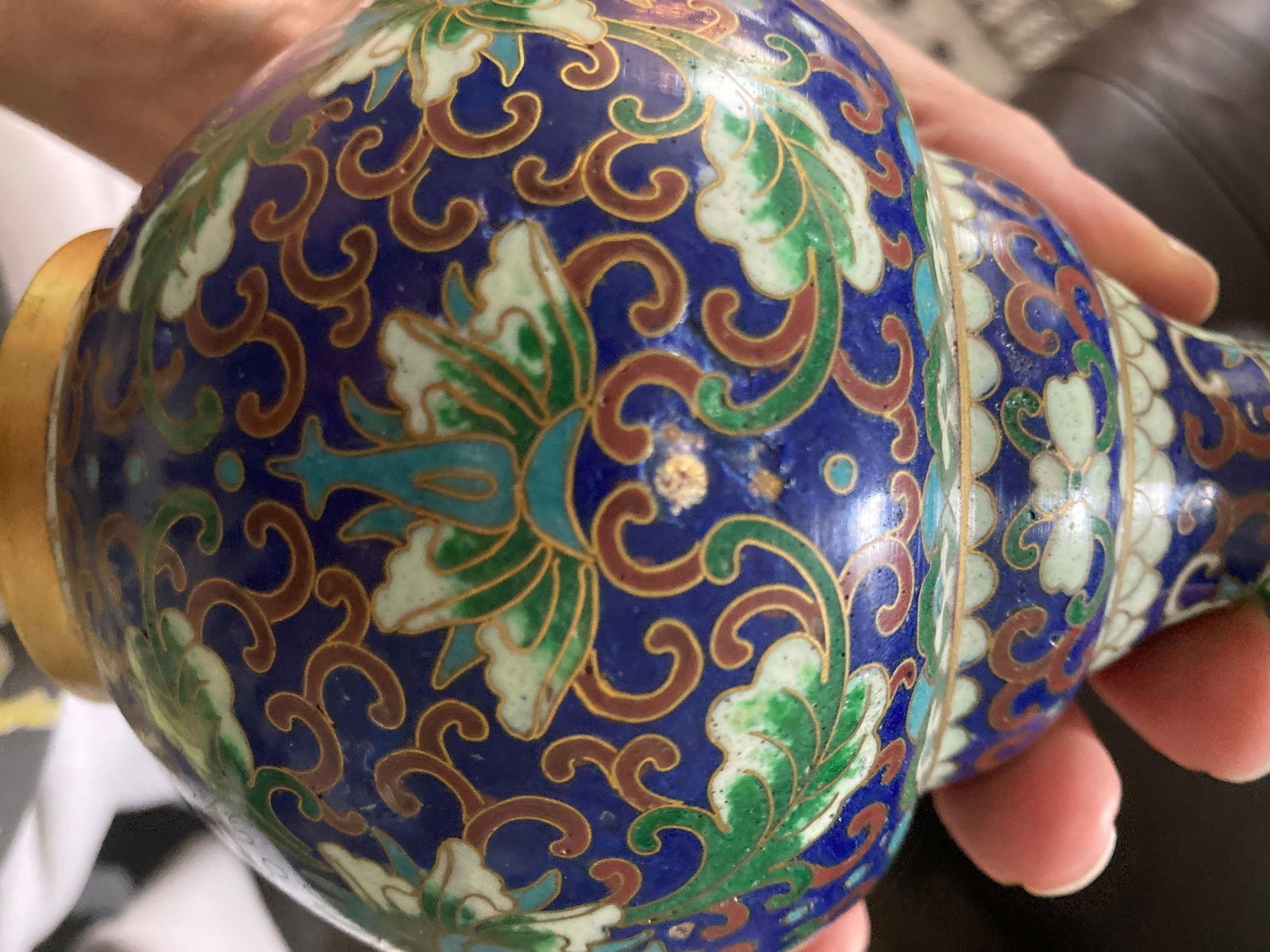 Set of Two Petite Mid 20th Century Chinese Cloisonné Bud Vases - 8