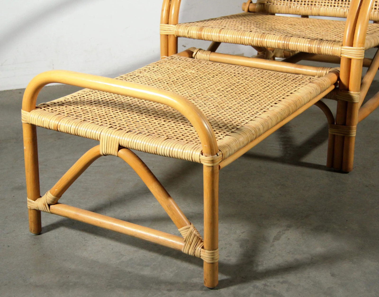 Vintage Bamboo Rattan Adjustable Lounge Chair / Recliner - 8