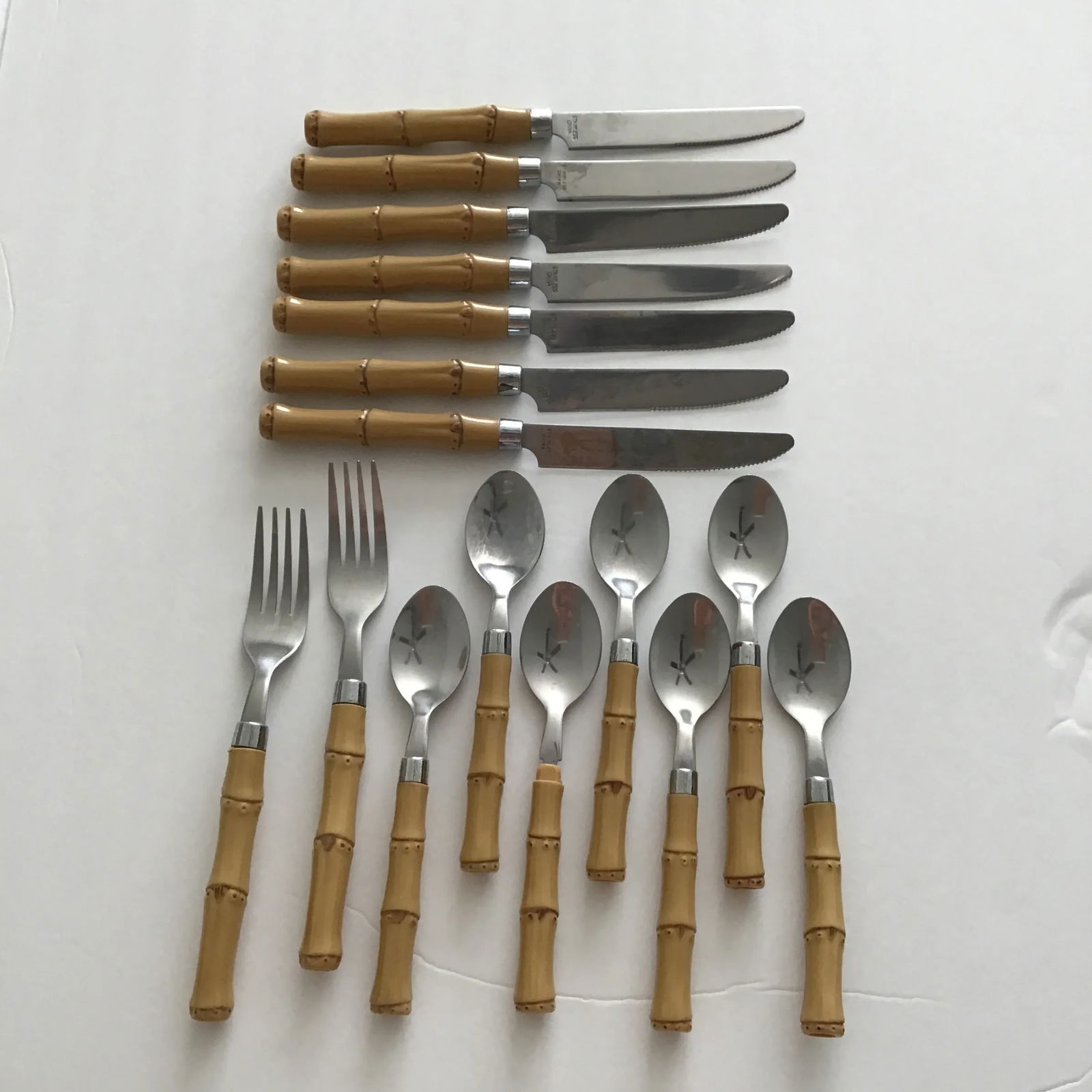 Bamboo Vintage Tableware Bamboo Handle Stainless Flatware Set of 16 Pieces - 2