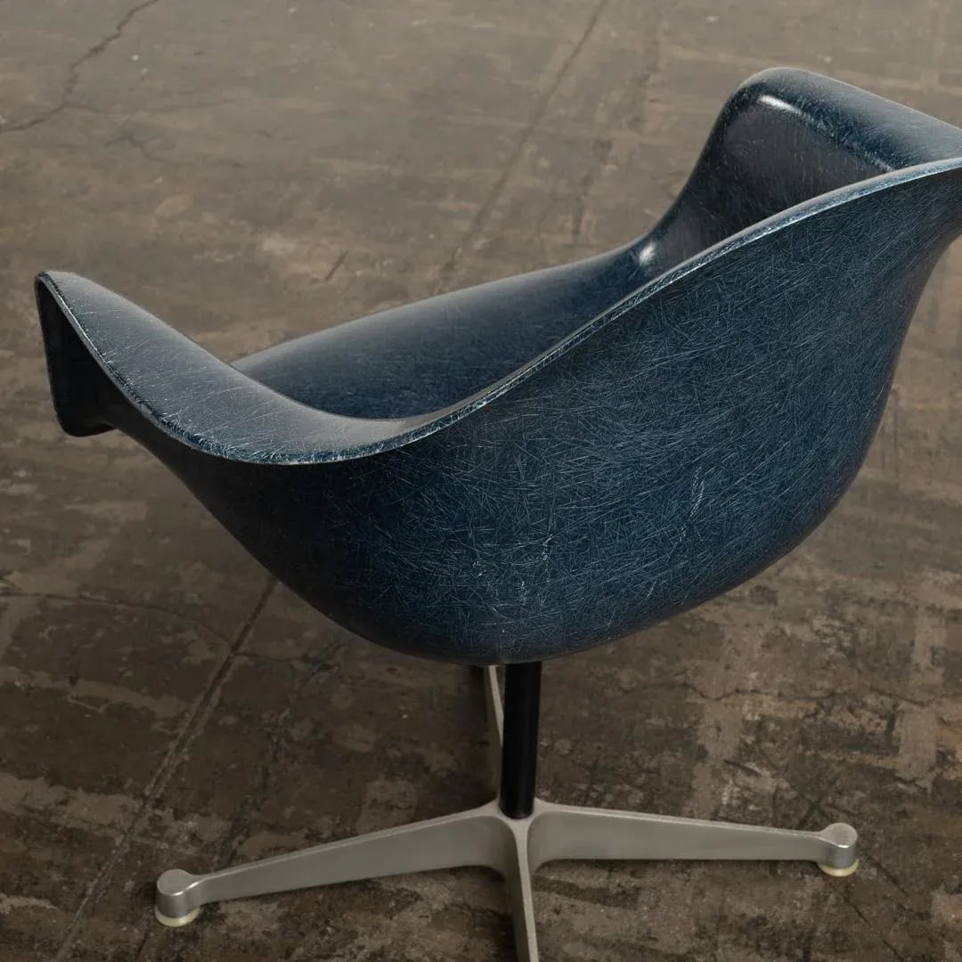 1960 Eames Herman Miller Fiberglass Shell Swivel Arm Chair Navy Blue - 6