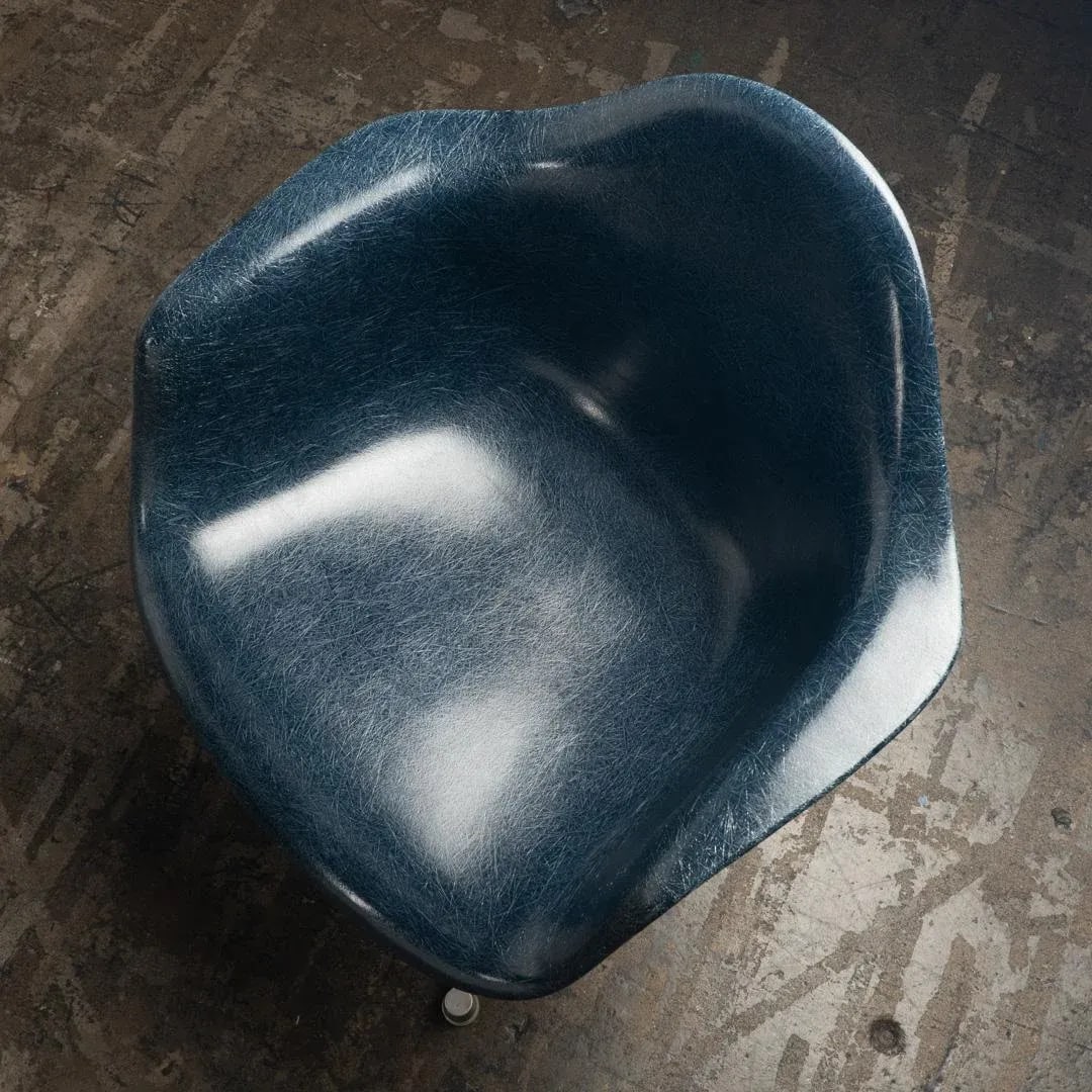 1960 Eames Herman Miller Fiberglass Shell Swivel Arm Chair Navy Blue - 7