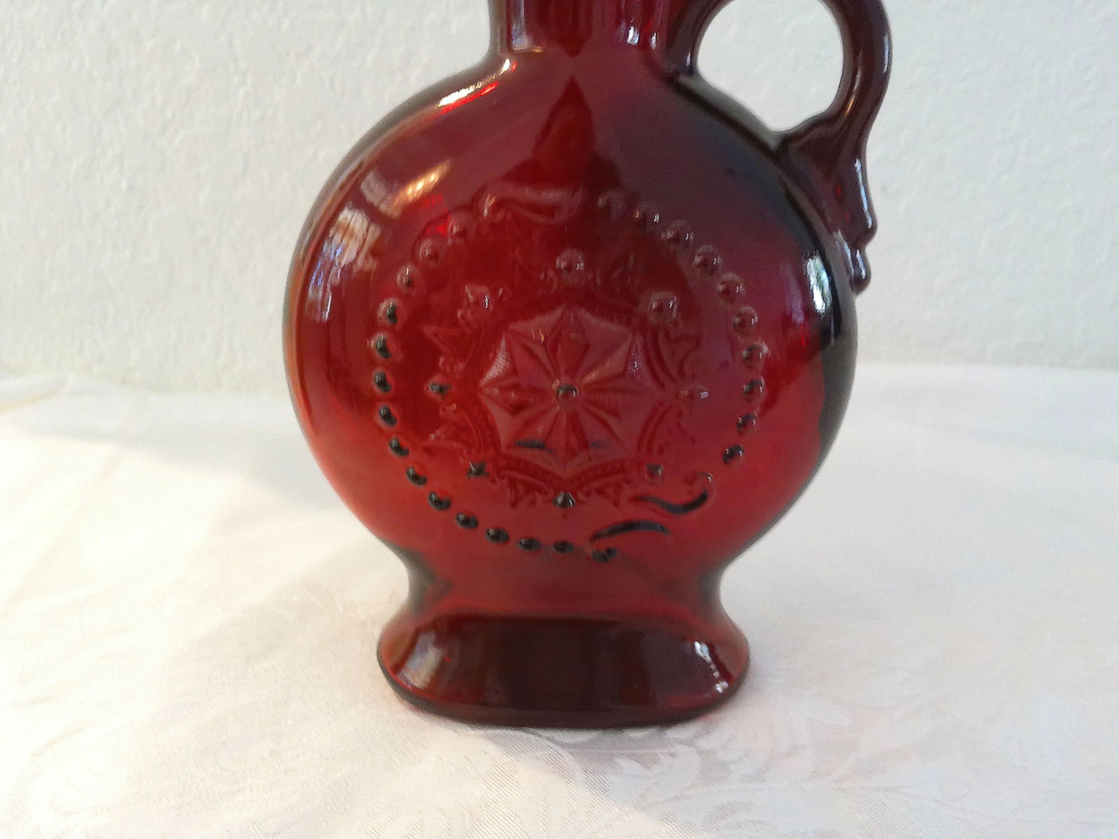 Vintage Ruby Red Americana Glass Decanter - 3