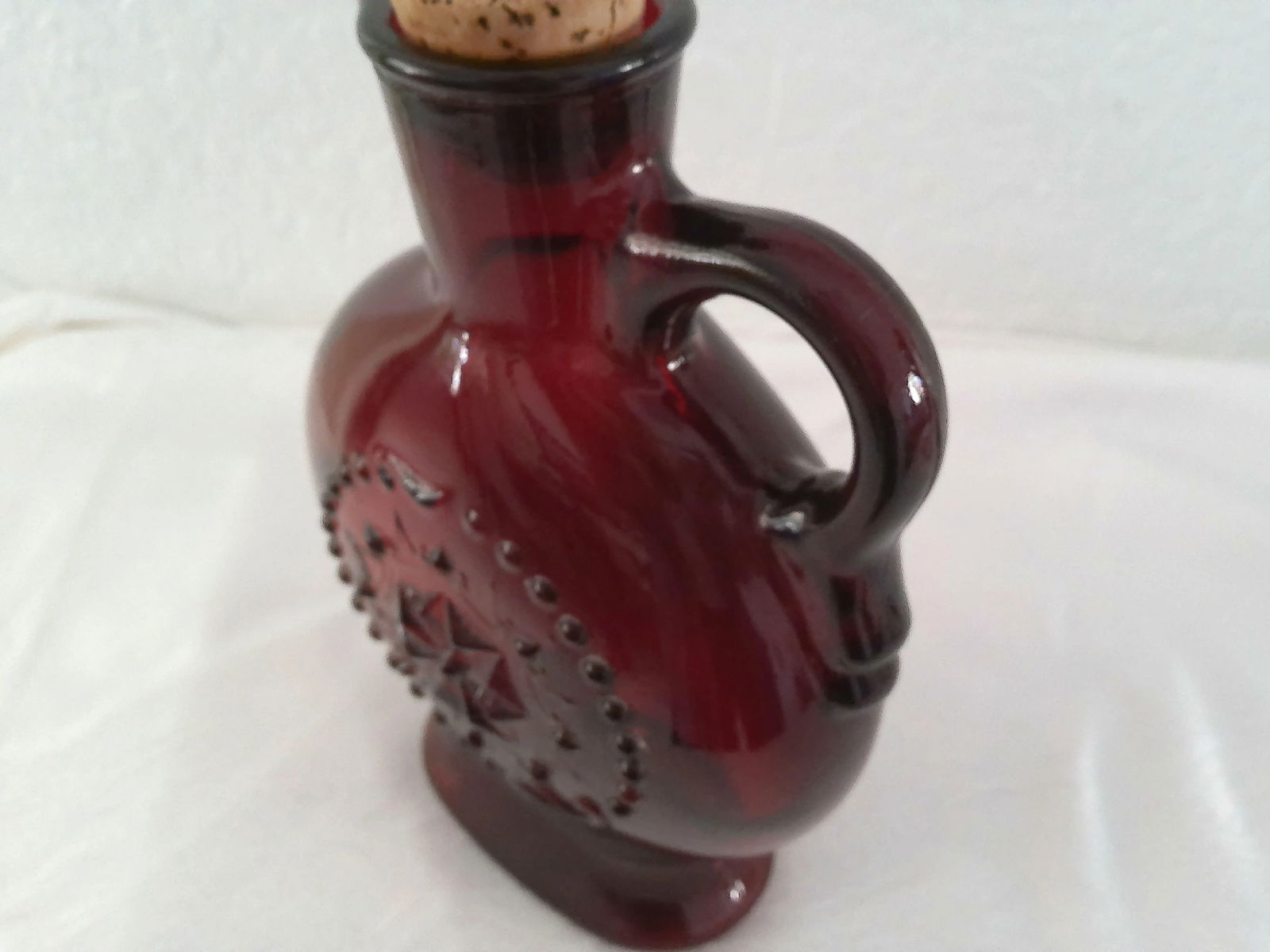 Vintage Ruby Red Americana Glass Decanter - 4