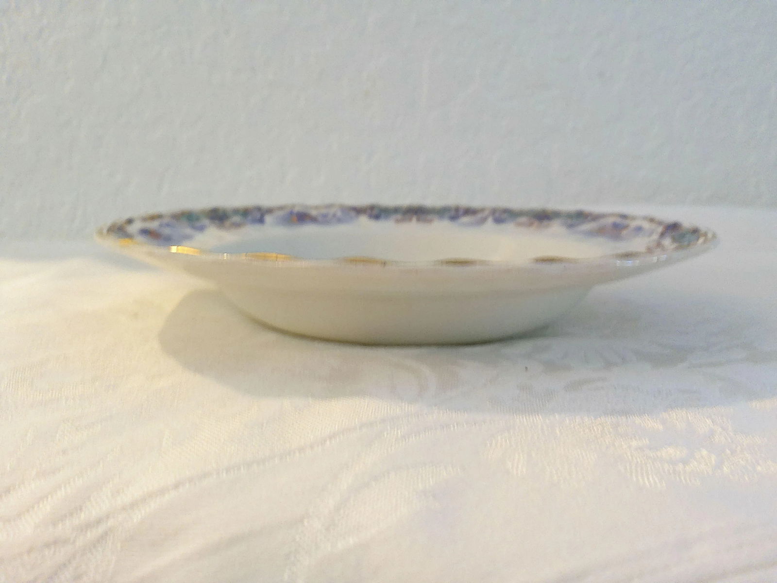 Mid-Century Chinese Porcelain Scenic Bowls, Set of 5 - 6