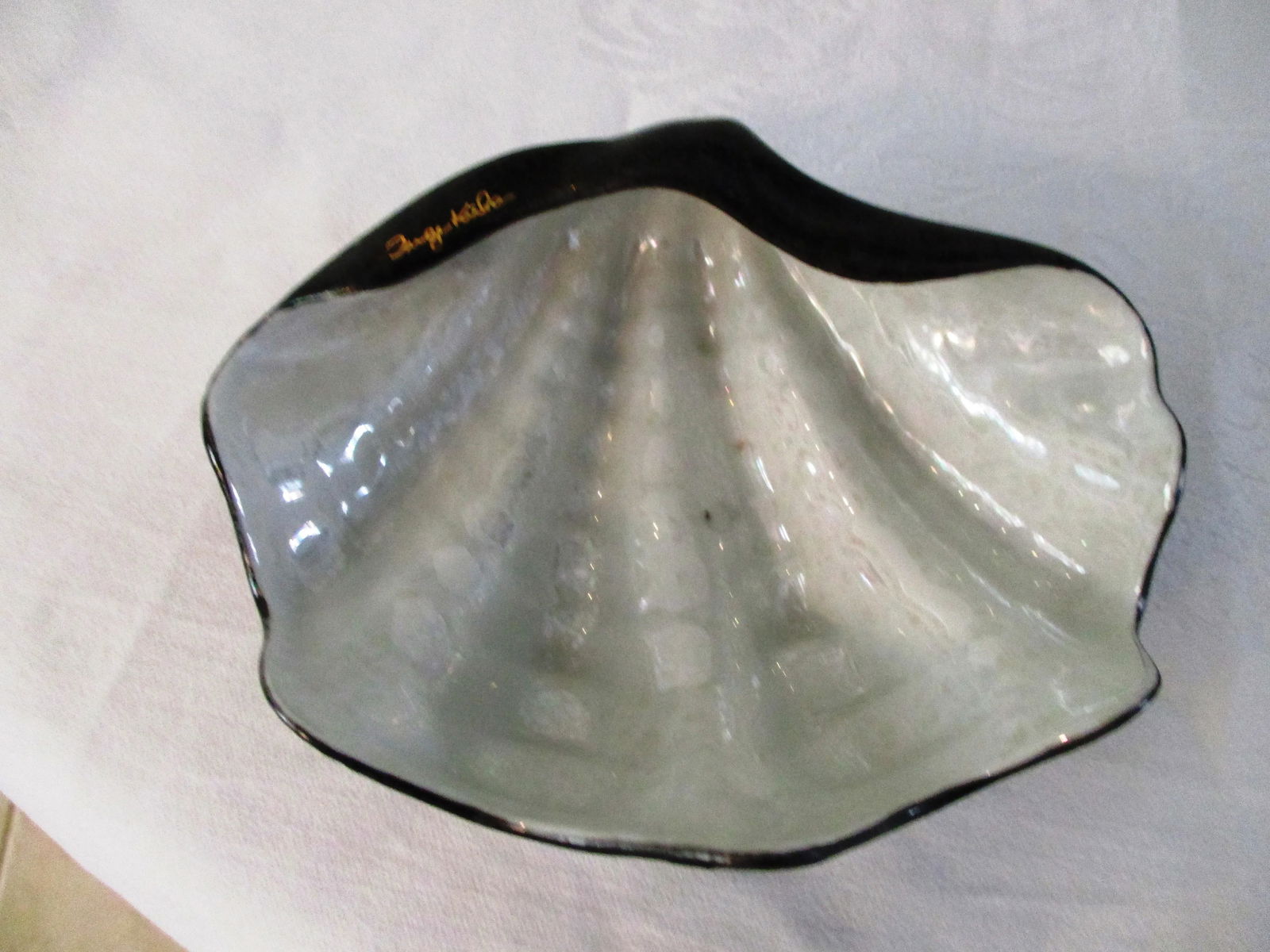 Studio Art Pottery Clam Shell Bowl, Artist Signed - 3