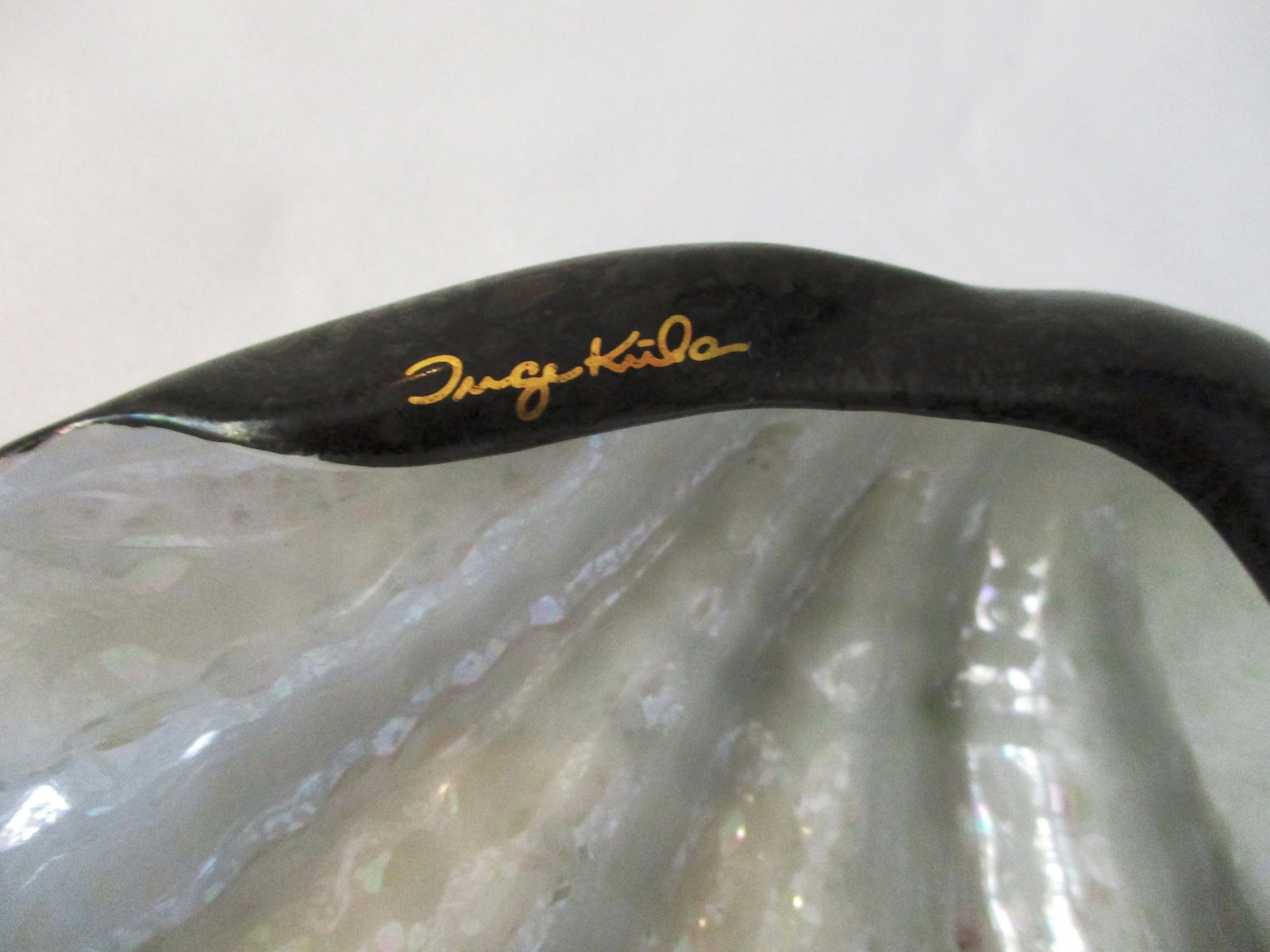 Studio Art Pottery Clam Shell Bowl, Artist Signed - 5