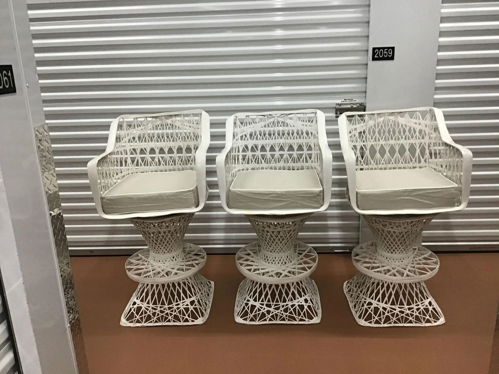 1960s Spun Fiberglass Bar Stools - Set of 2 - 10