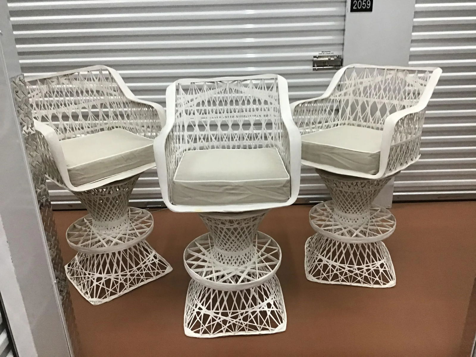 1960s Spun Fiberglass Bar Stools - Set of 2 - 2