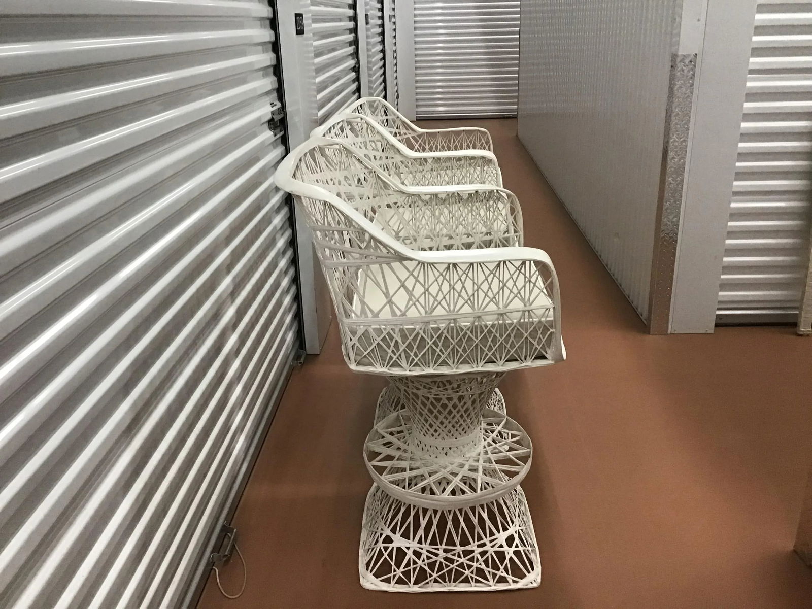 1960s Spun Fiberglass Bar Stools - Set of 2 - 3