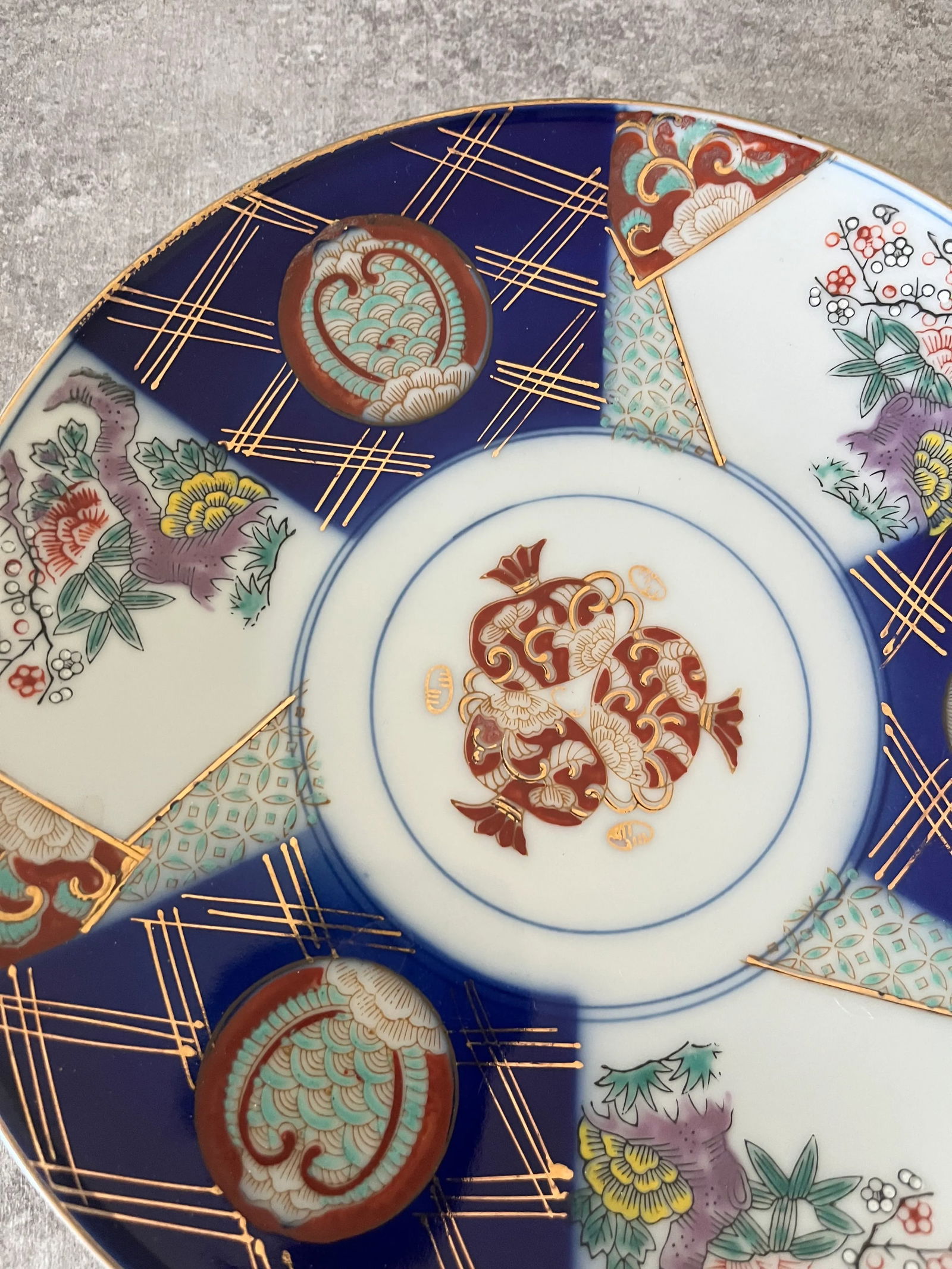 1960s Japanese Gold Imari Style Decorative Footed Bowl - 4