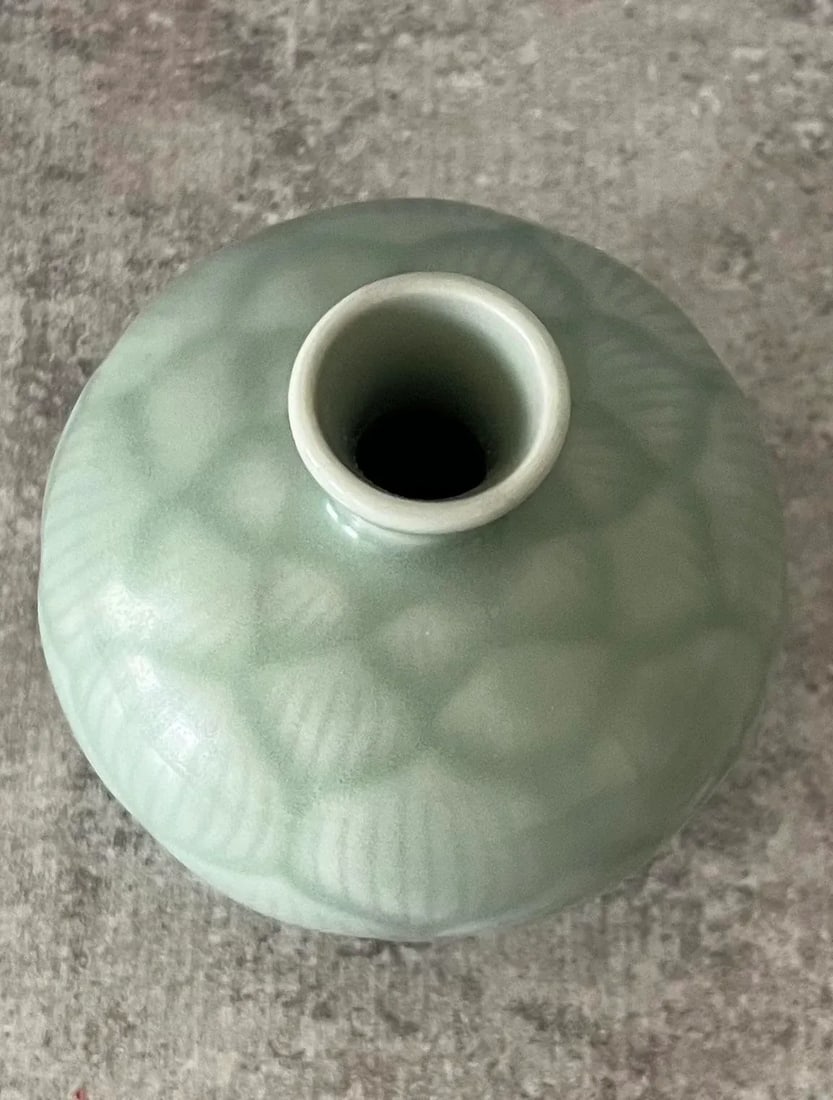 Petite 20th Century Celadon Bud Vase From the Song Dynasty- Marked - 3