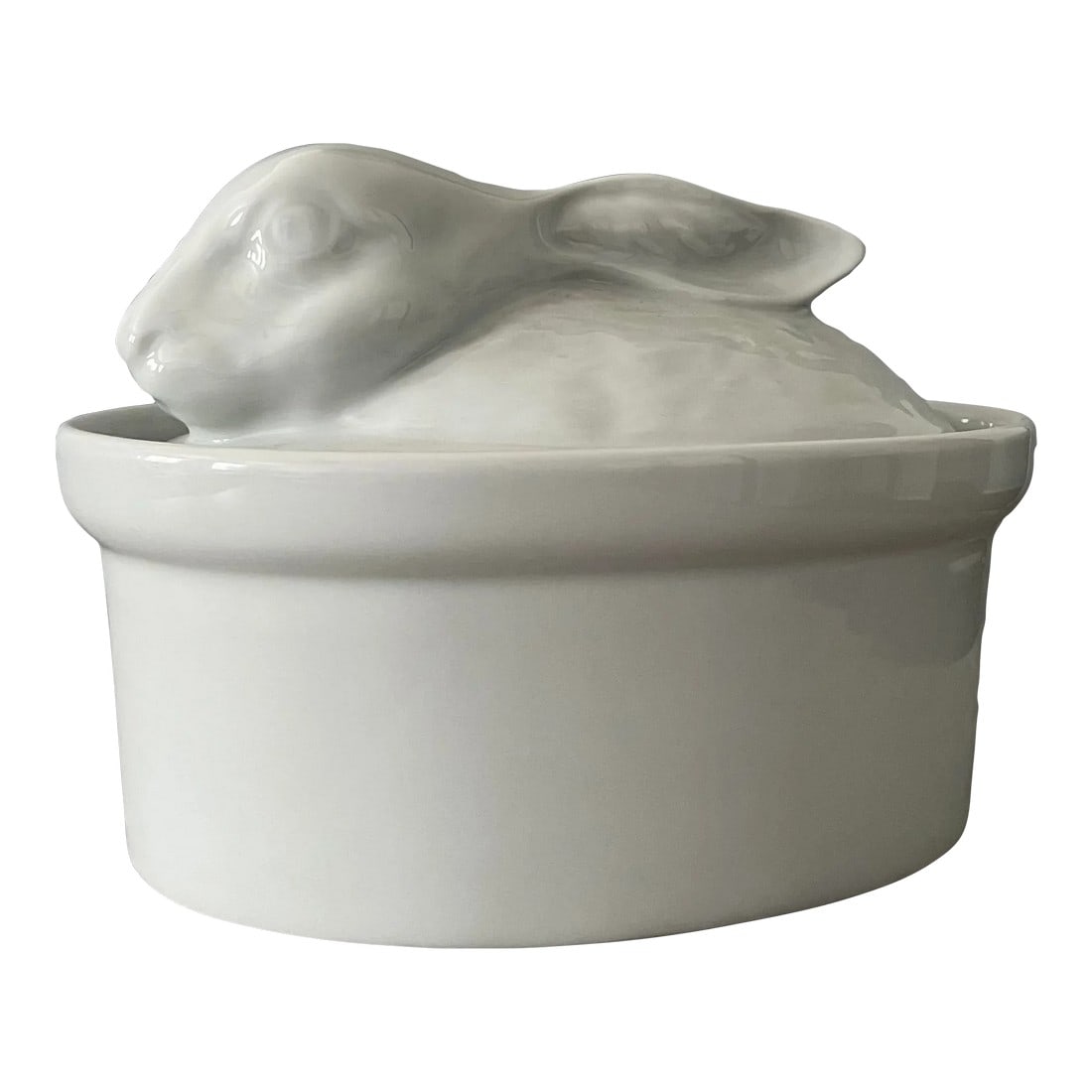 Aplico France Porcelain Bunny Casserole or Baking Dish With Lid- Marked: So thrilled to bring you this Apilico French porcelain bunny (or hare) serving dish in perfect condition! Perfect for casseroles, soufflés, soups, you name it. I love these types of versatile