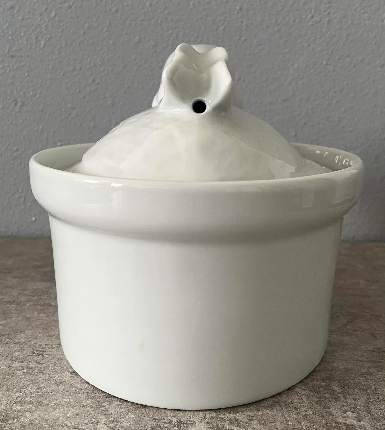 Aplico France Porcelain Bunny Casserole or Baking Dish With Lid- Marked - 4