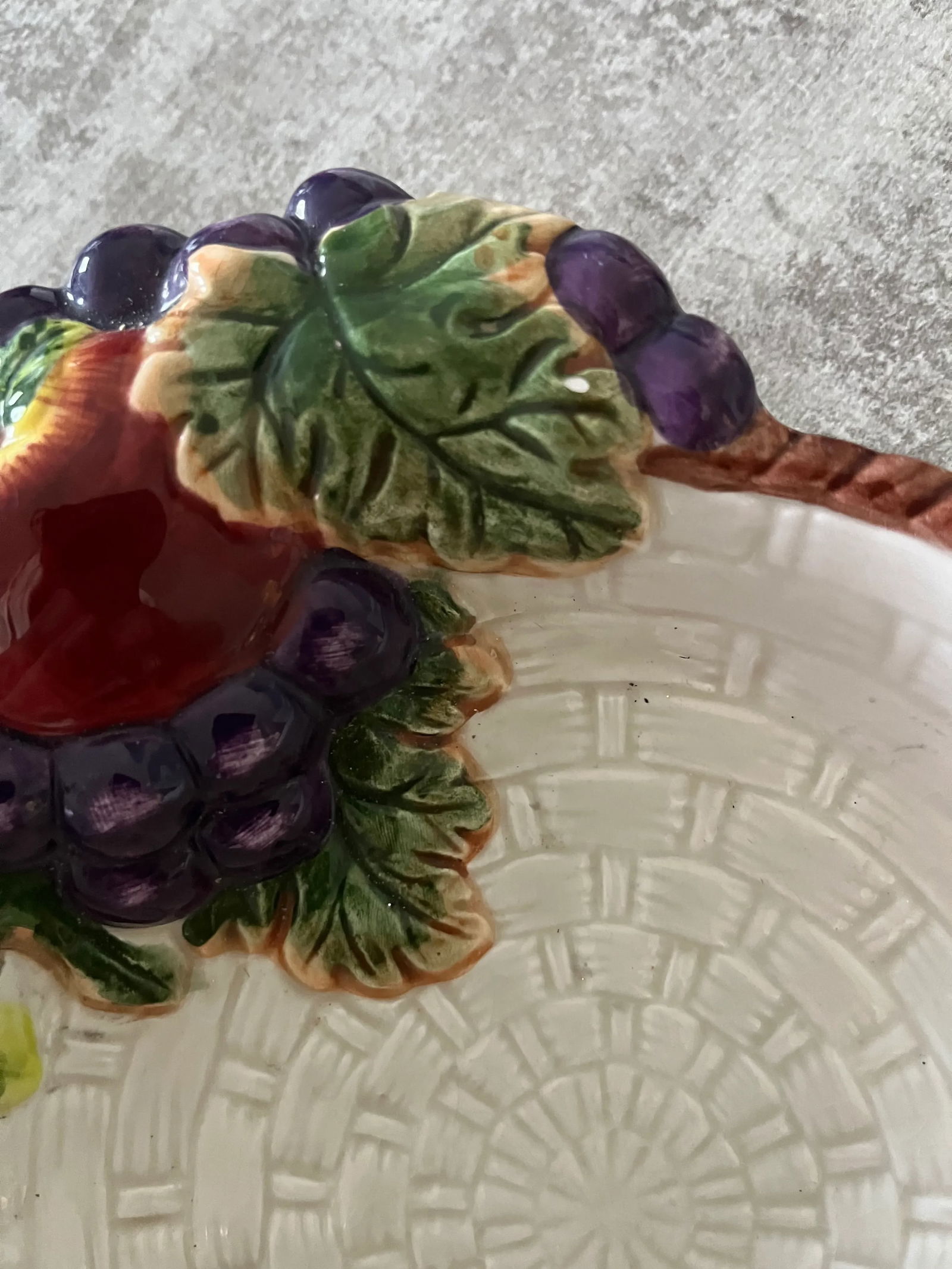 1980s Majolica Style Pottery Decorative Plate- Italy - 4