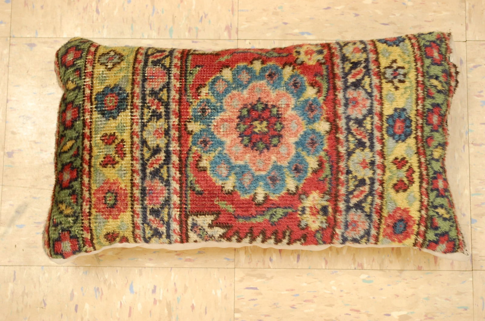 Hand-Made Pillow Cushion Rug 1'2" x 1' 8": Title: Hand-Made Pillow Cushion Rug 1'2" x 1' 8"Description:Antique detailed design hand made functional_useable pillow_cushion with exact size of 1'2" x 1' 8" the pillow is filled with poly- fil