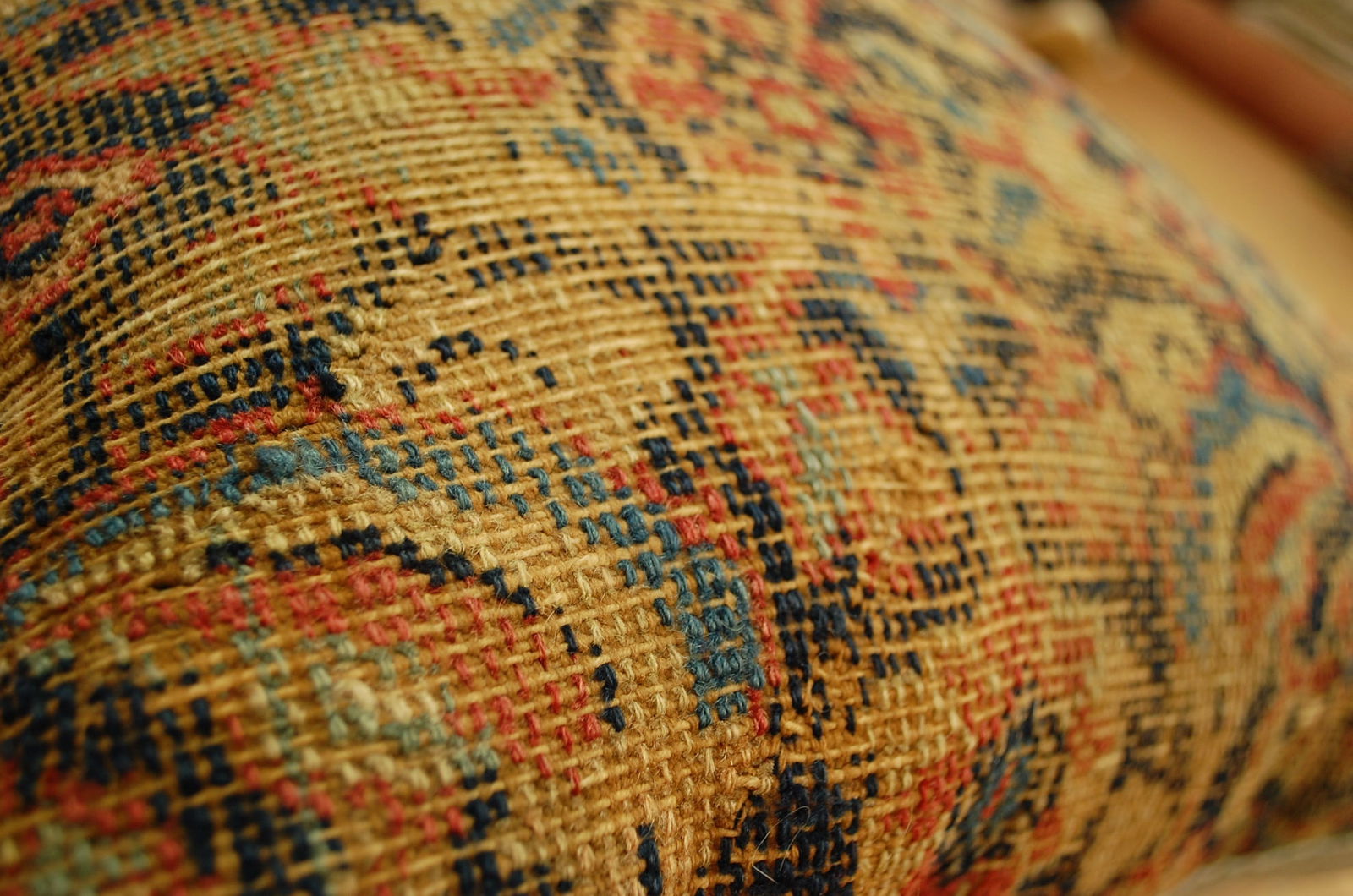 Hand-Made Pillow Cushion Rug 1'6" x 1' 8" - 2