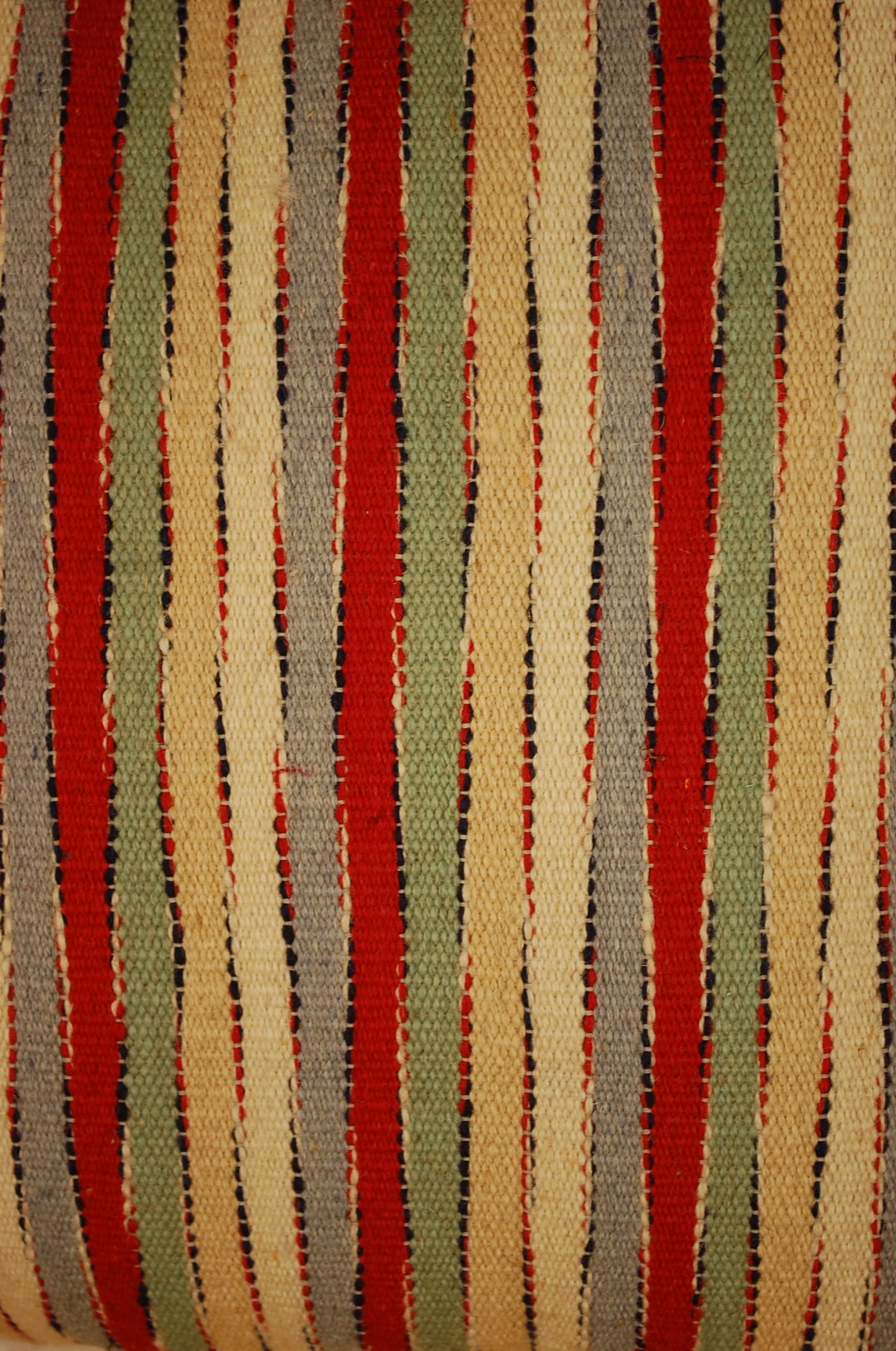 Hand-Made Pillow Cushion Rug 1'6" x 1' 8" - 2