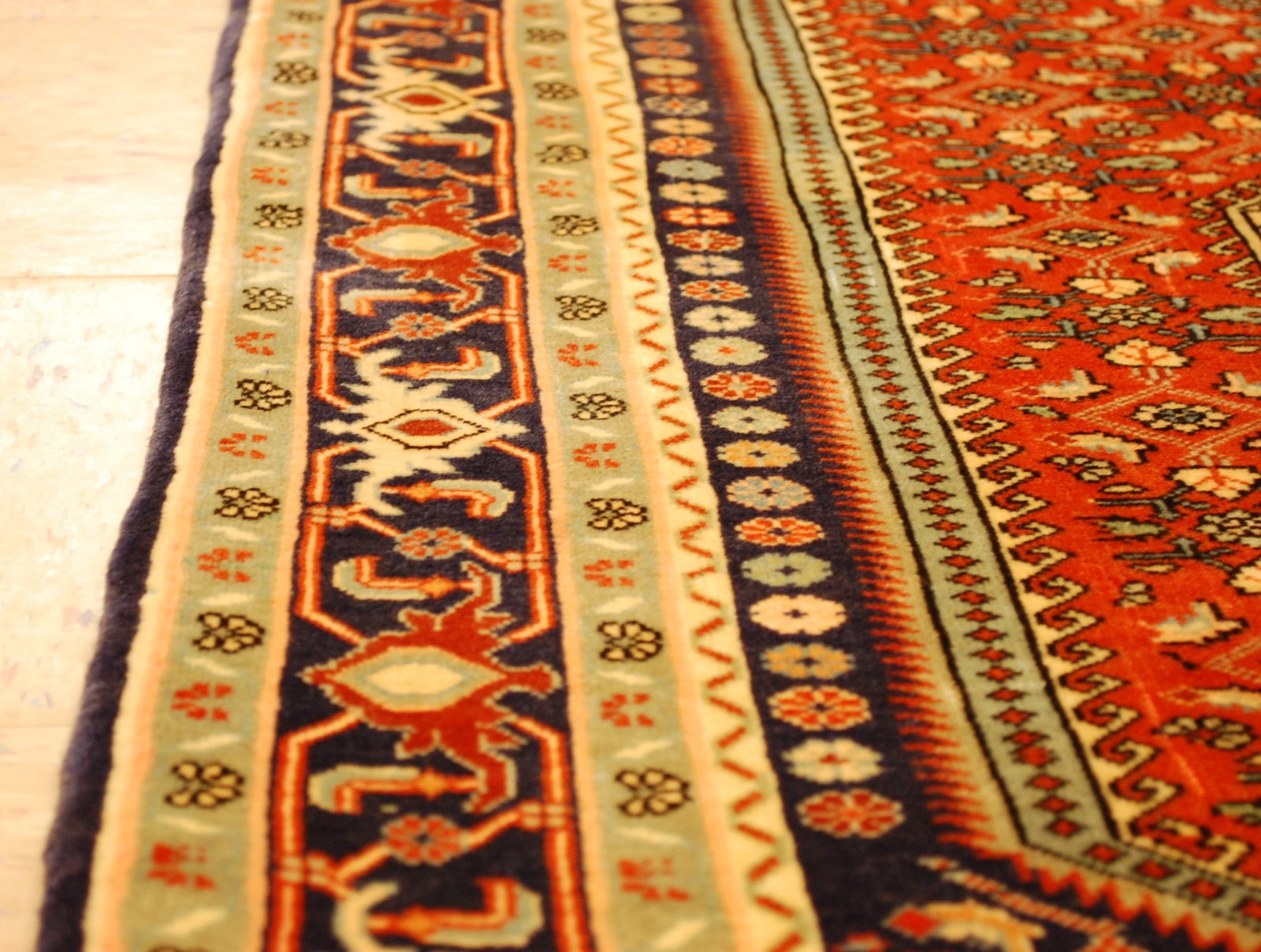 PERSIAN BIJAR RUG 3' 8" X 5'7" - 9