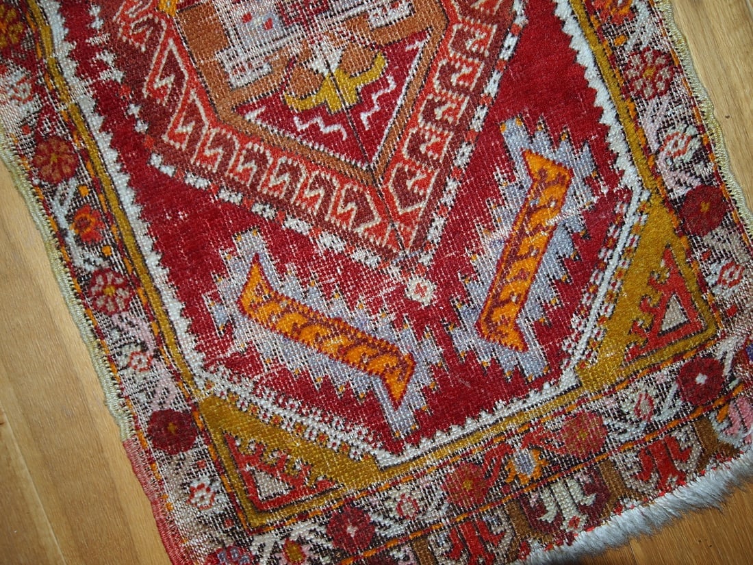 Handmade antique collectible Turkish Yastik rug 1.4' x 2.8' ( 44cm x 86cm ) 1920s - 2