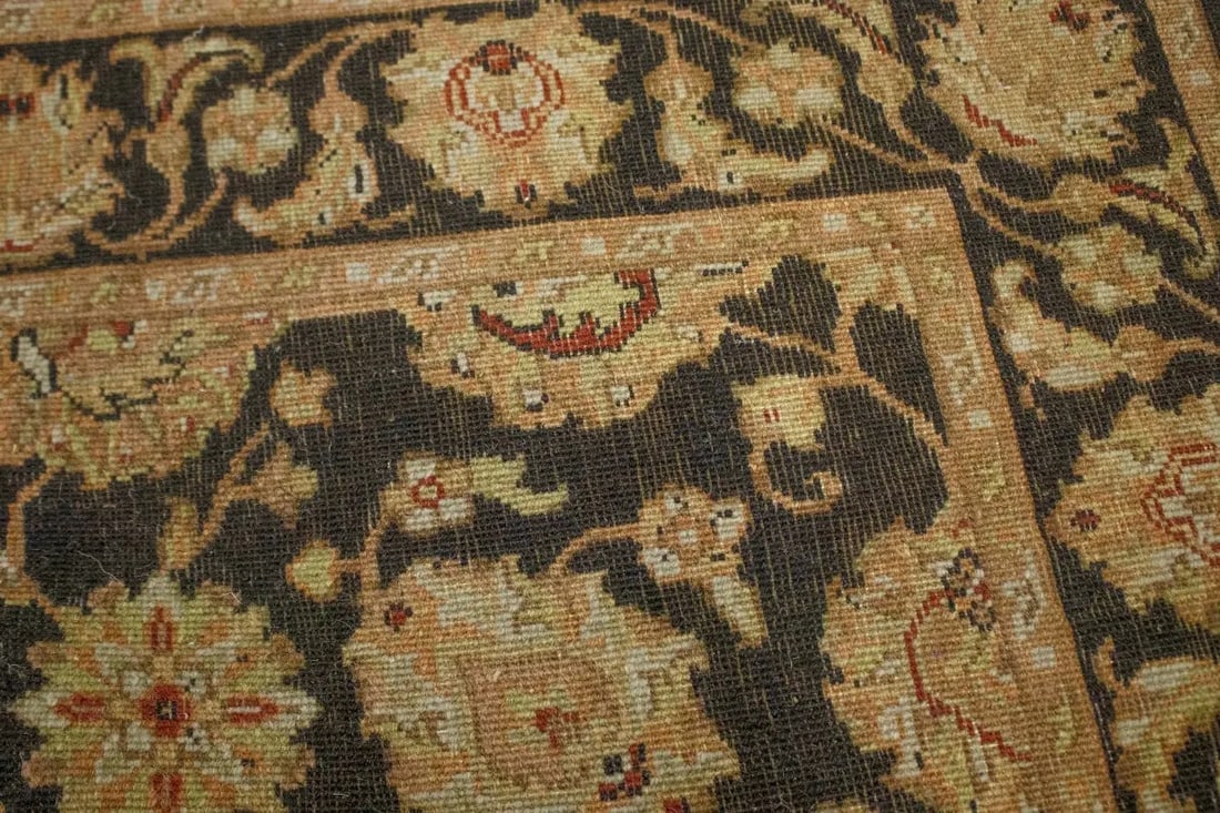 Black Floral Classic 4X6 Indo-Kashan Oriental Rug - 12