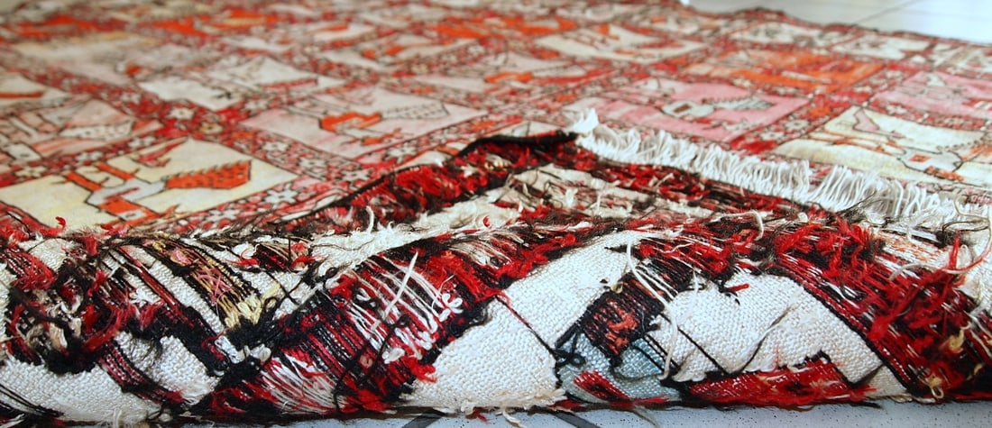 Handmade vintage Persian Sumak silk kilim 4.1' x 6' (125cm x 183cm) 1960s - 7