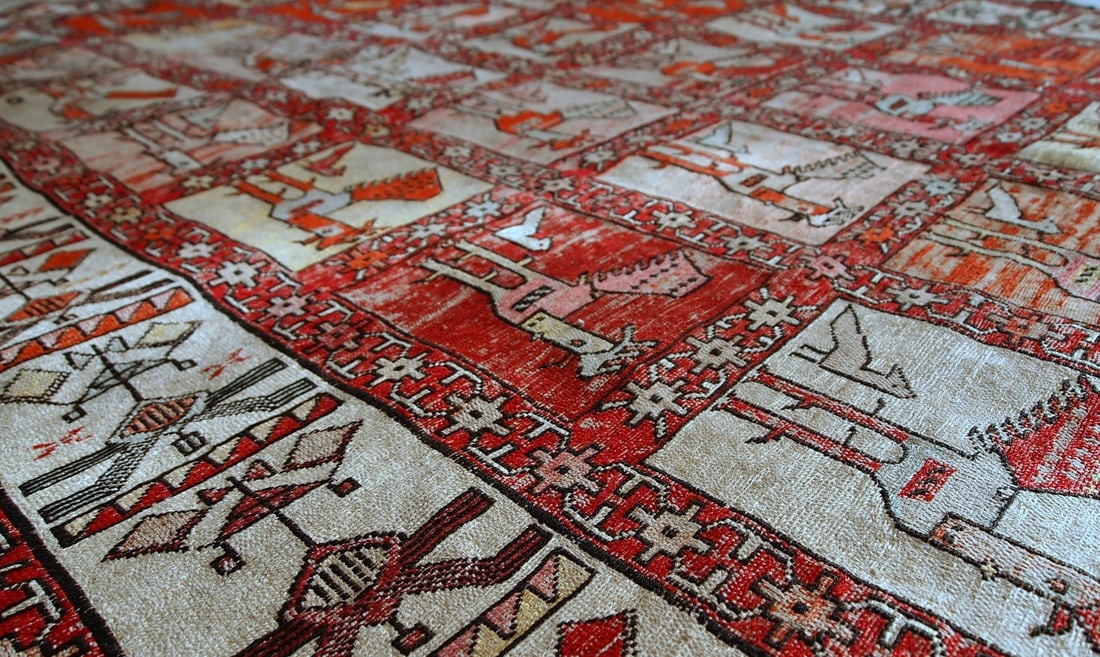 Handmade vintage Persian Sumak silk kilim 4.1' x 6' (125cm x 183cm) 1960s - 9