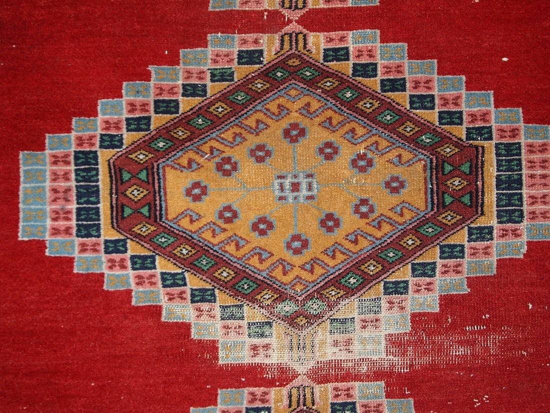 Handmade vintage distressed Uzbek Bukhara rug 4.2' x 6.5' (128cm x 199cm) 1960s - 5
