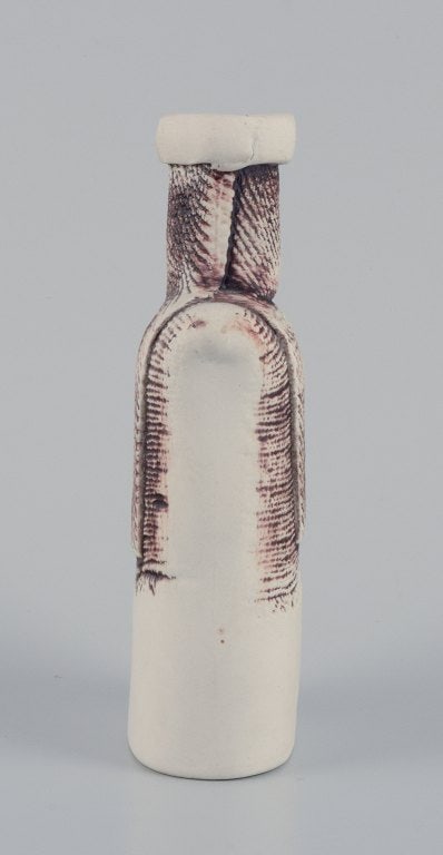 Suzanne Öhlén (born 1953) for Rörstrand, Sweden. Porcelain vase with glaze in brown - 5