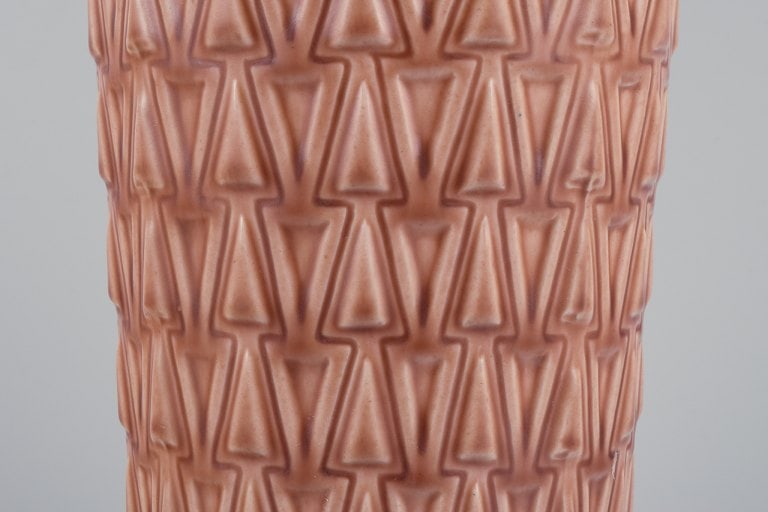 Ewald Dahlskog for Bo Fajans, Sweden. Ceramic vase with geometric pattern. - 5