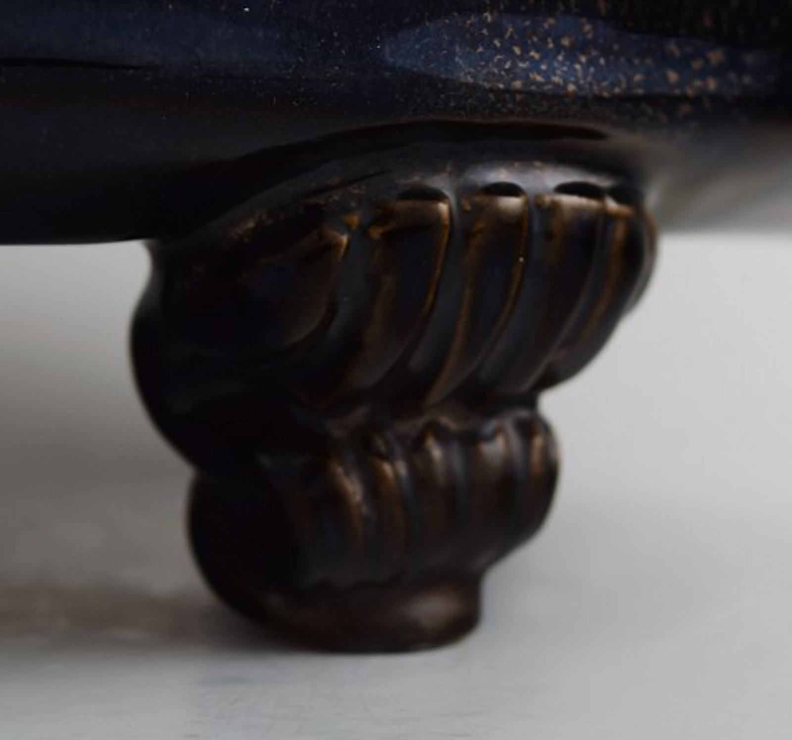 Svend Hammershøi for Kähler. Large Flowerpot / compote with dark blue glaze. - 3