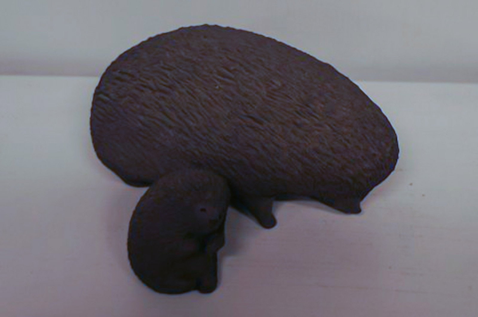 Kähler ceramic figurines, hedgehogs. Designed by Ellen Karlsen, hallmarked. 2 pcs. in stock. - 4